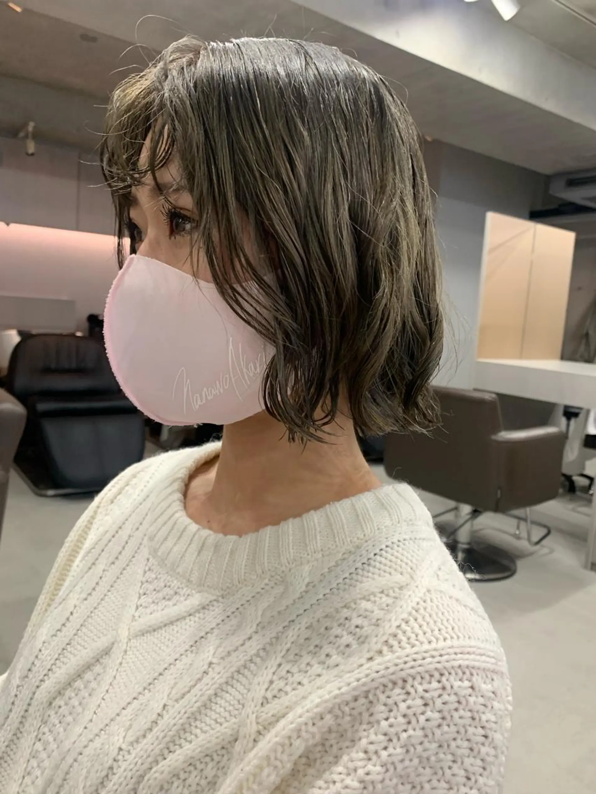 ミディアム カラー パーマ ボブパーマコテ巻き風 パーマNo1深江秀平のヘアスタイル