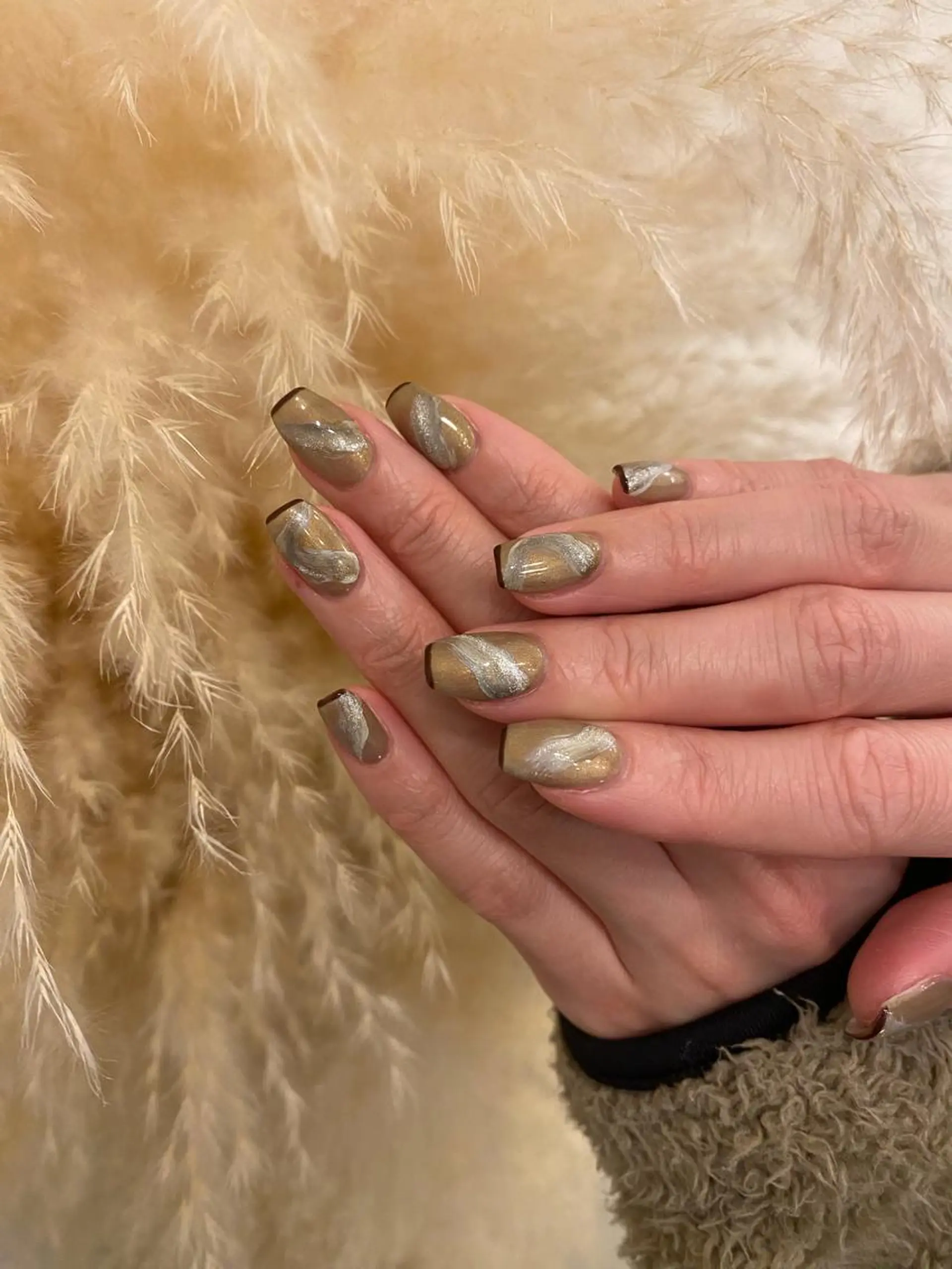 ネイル ニュアンスネイル ネイル&アイ　QUEEN&CRIMSON所属・眉WAX/ピーリング ホワイトニングの眉毛・アイブロウイメージ