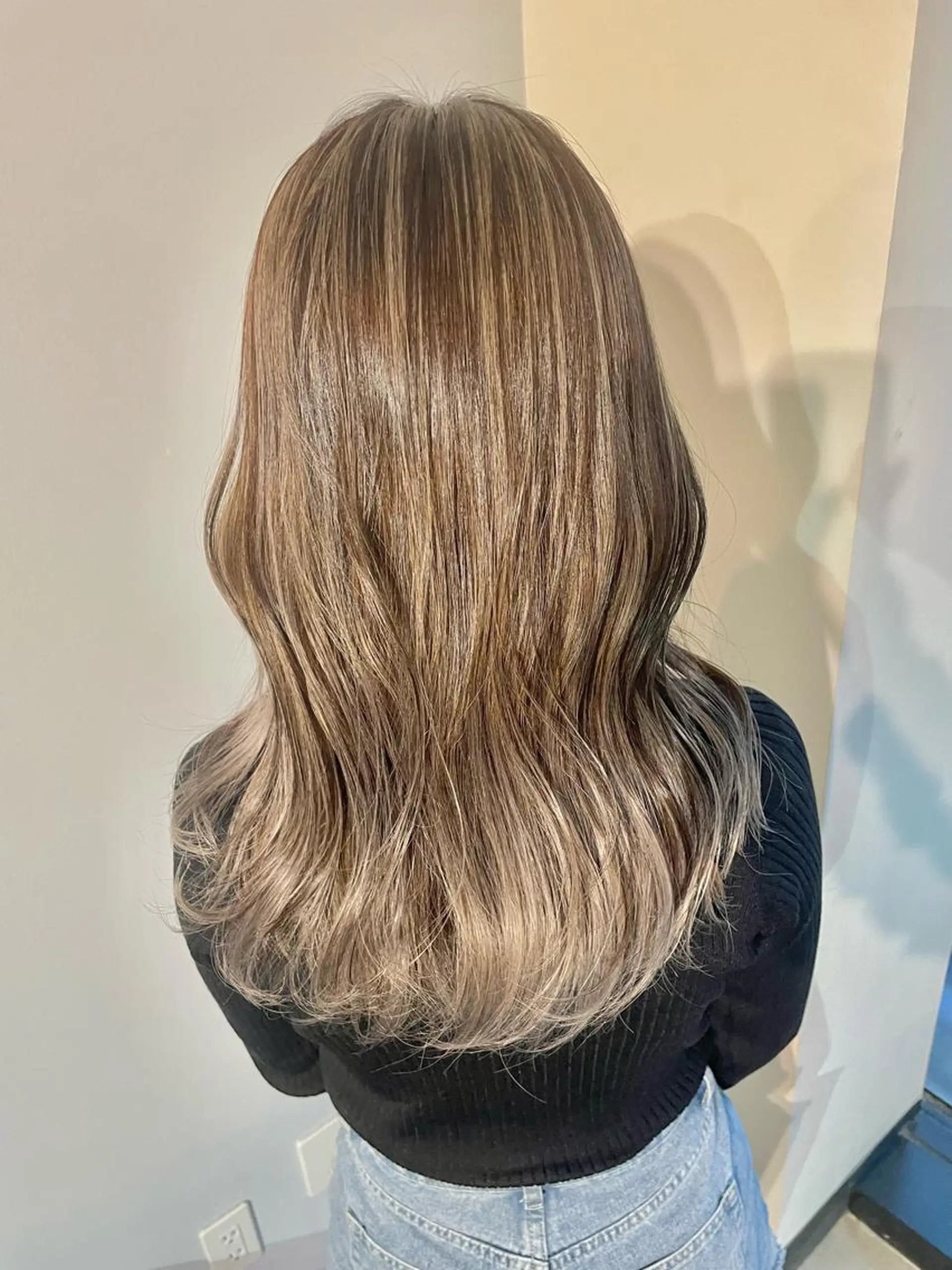 ミディアム カラー ベージュカラー インナーカラー ボブ ボブインナー La fith hair ray所属・メンズ/パーマ/ ブリーチ/KAITOのヘアスタイル