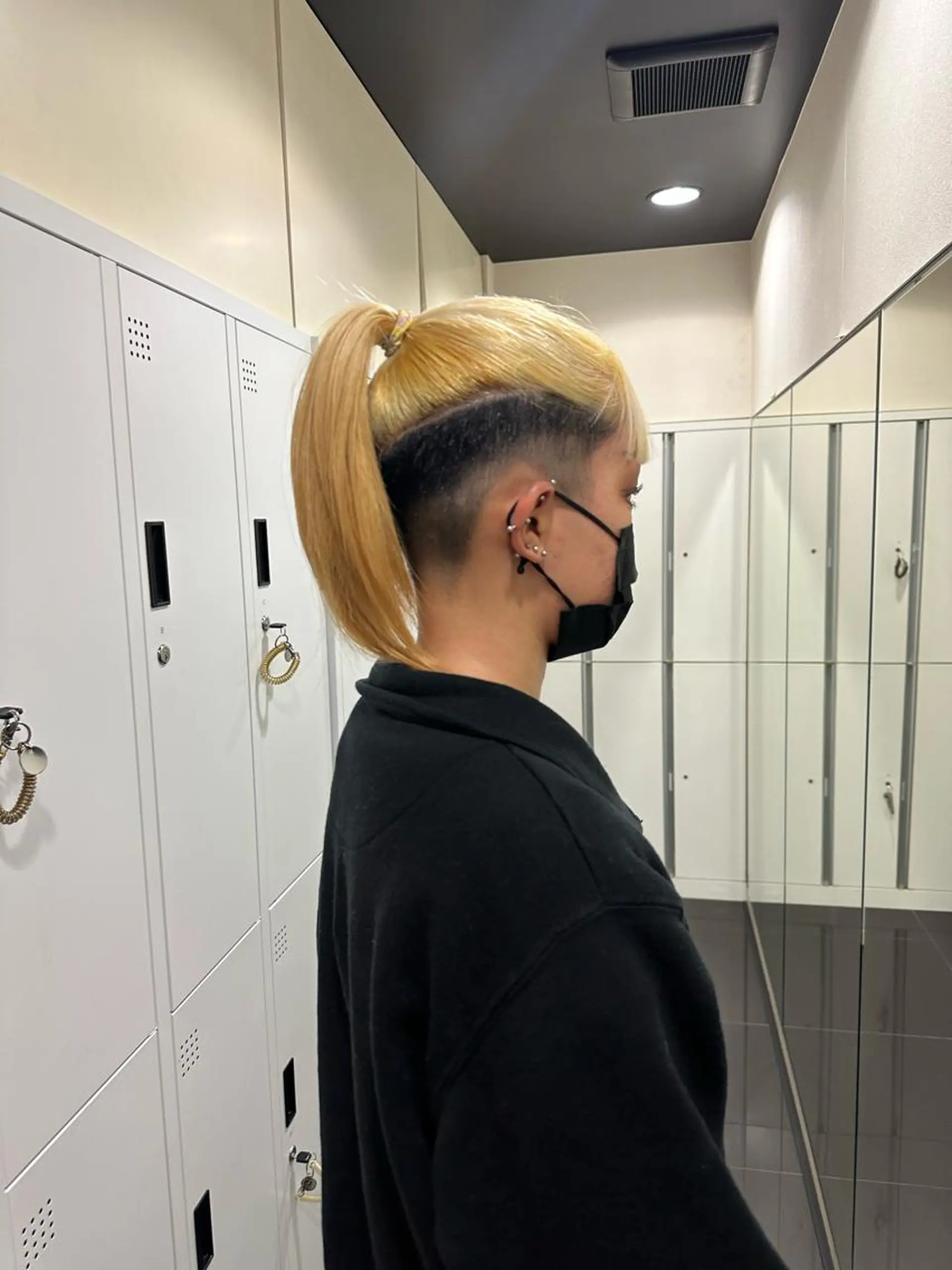 ロング カラー ブリーチカラー/ベー ジュ/Hono🦖のヘアスタイル