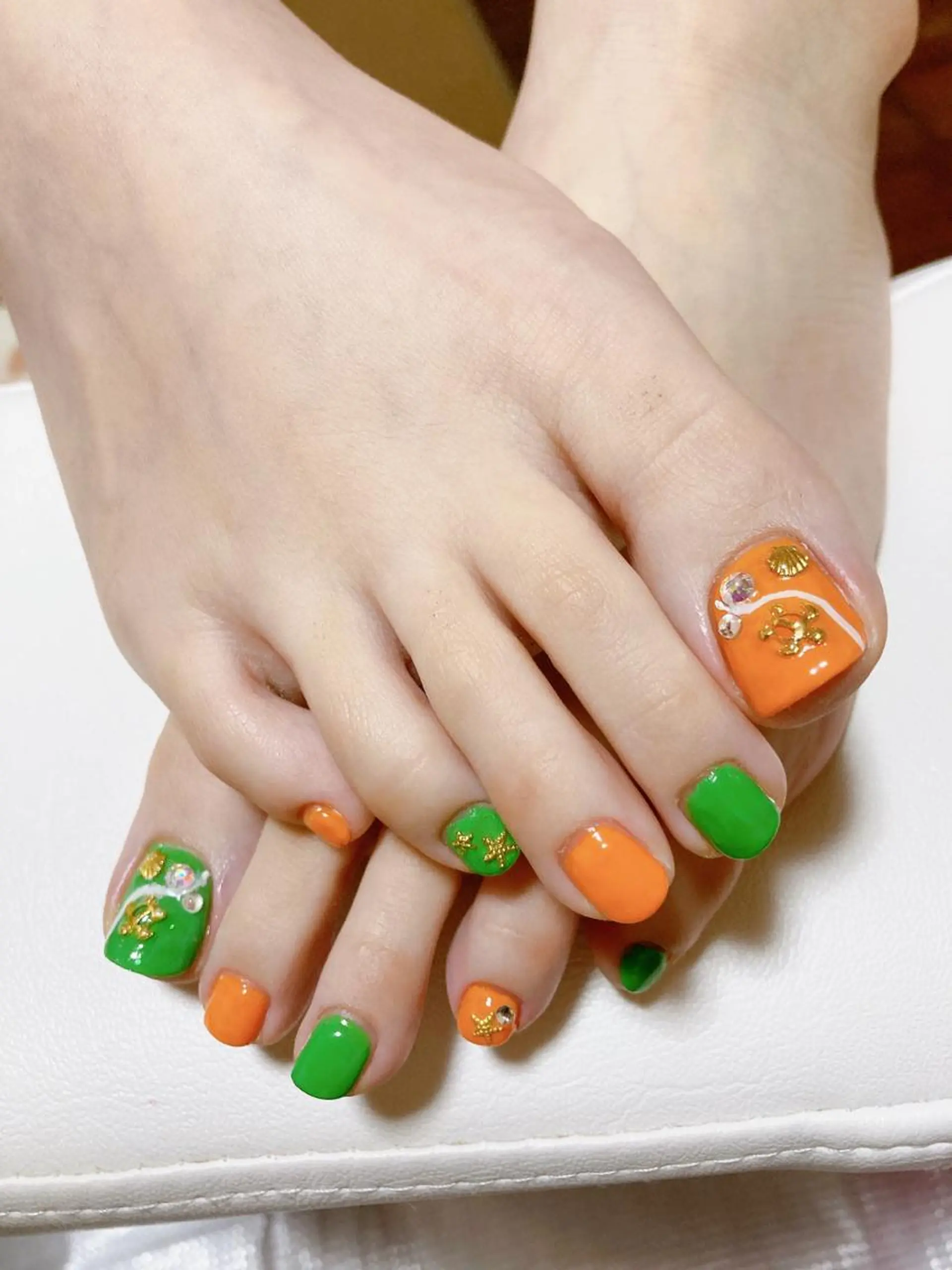 ネイル フットネイル ストーンネイル lino  nail リノネイルのネイルデザイン