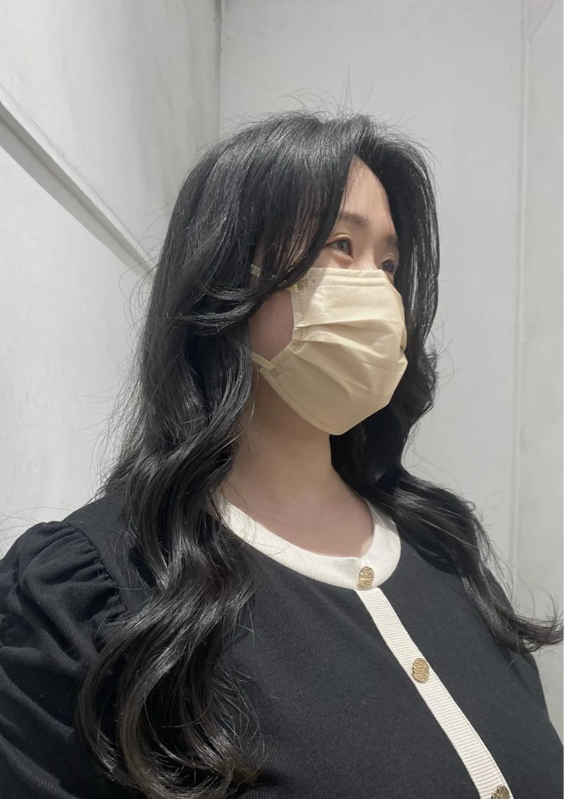 ロング カラー アディクシーカラー アッシュ ベージュカラー ✨くびれスタイル✨️ 戸嶋穂乃香のヘアスタイル