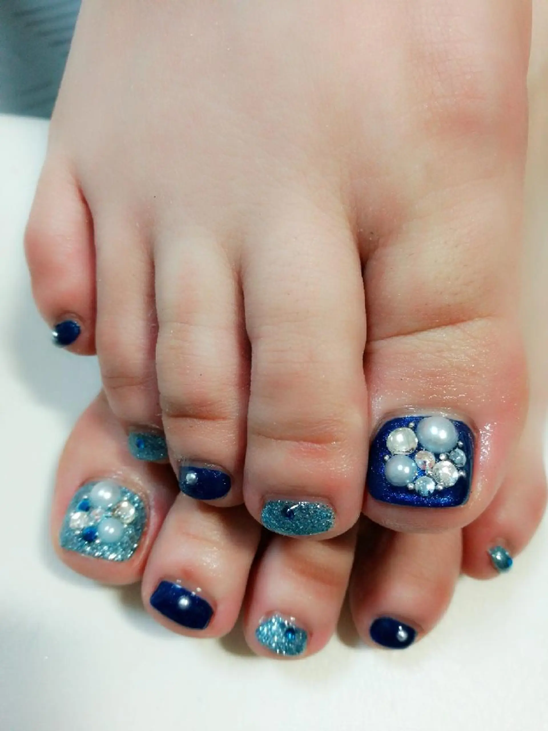 ネイル VIOLUS所属・VIOLUS 関目のネイルデザイン