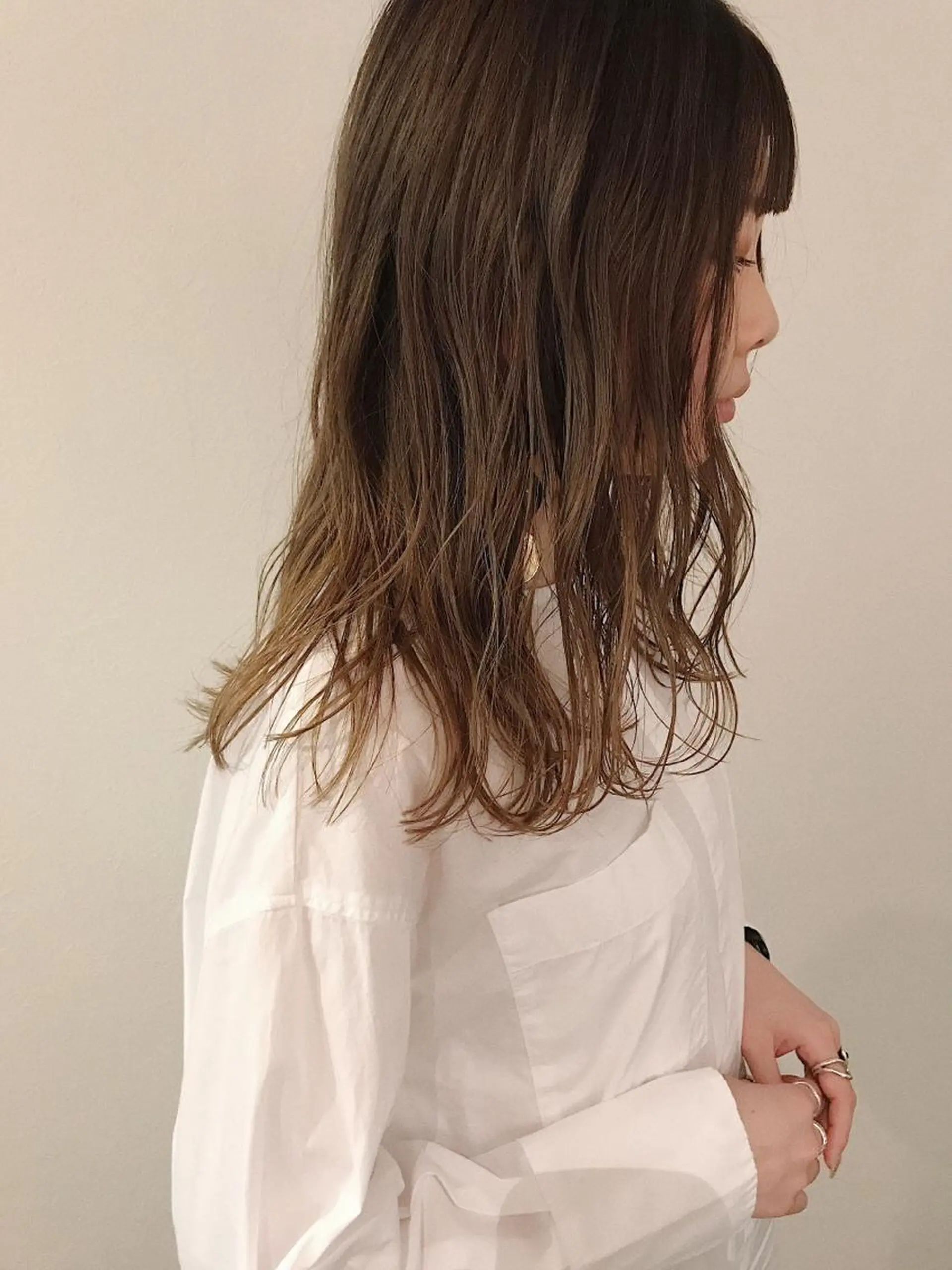 セミロング カラー カット ヘアカラー salon AKIRA所属・市川 千夏のヘアスタイル