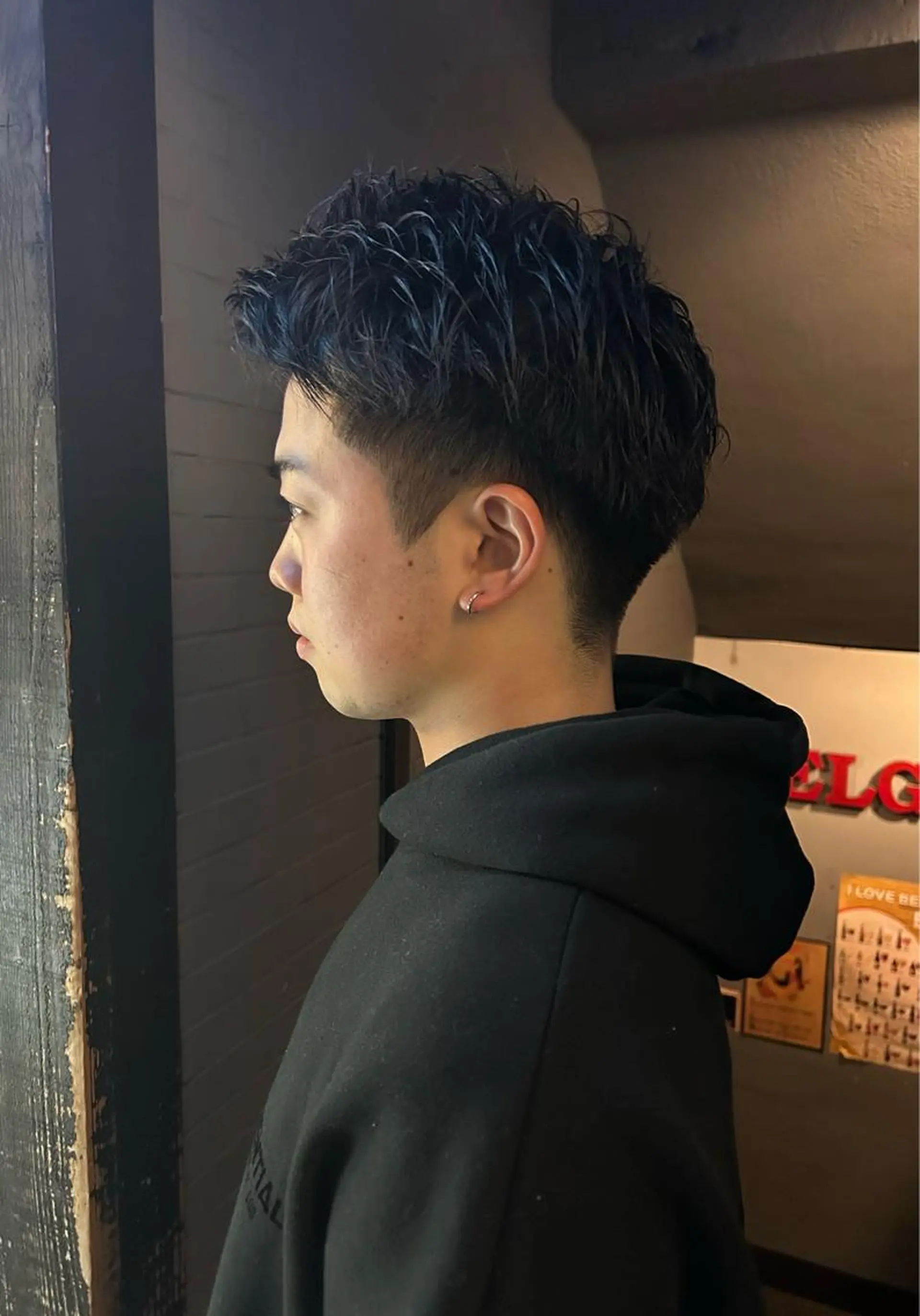 ショート メンズ メンズブリーチ メンズハイライト メンズインナーカラー メンズパーマ プードルパーマ カット charme所属・💈メンズ特化美容師 ✂︎伊藤大輝💈のヘアスタイル