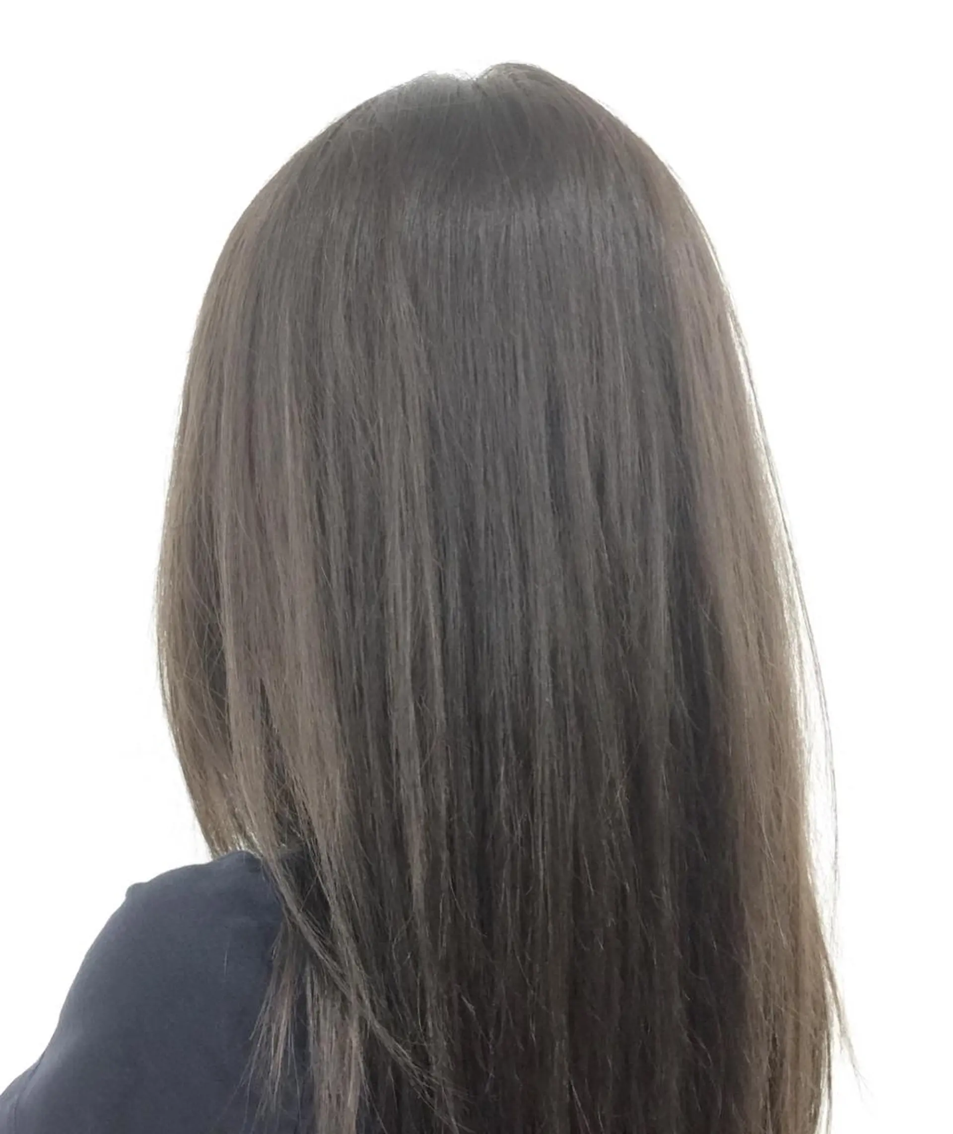 セミロング 韓国レイヤーカット KOUKIのヘアスタイル