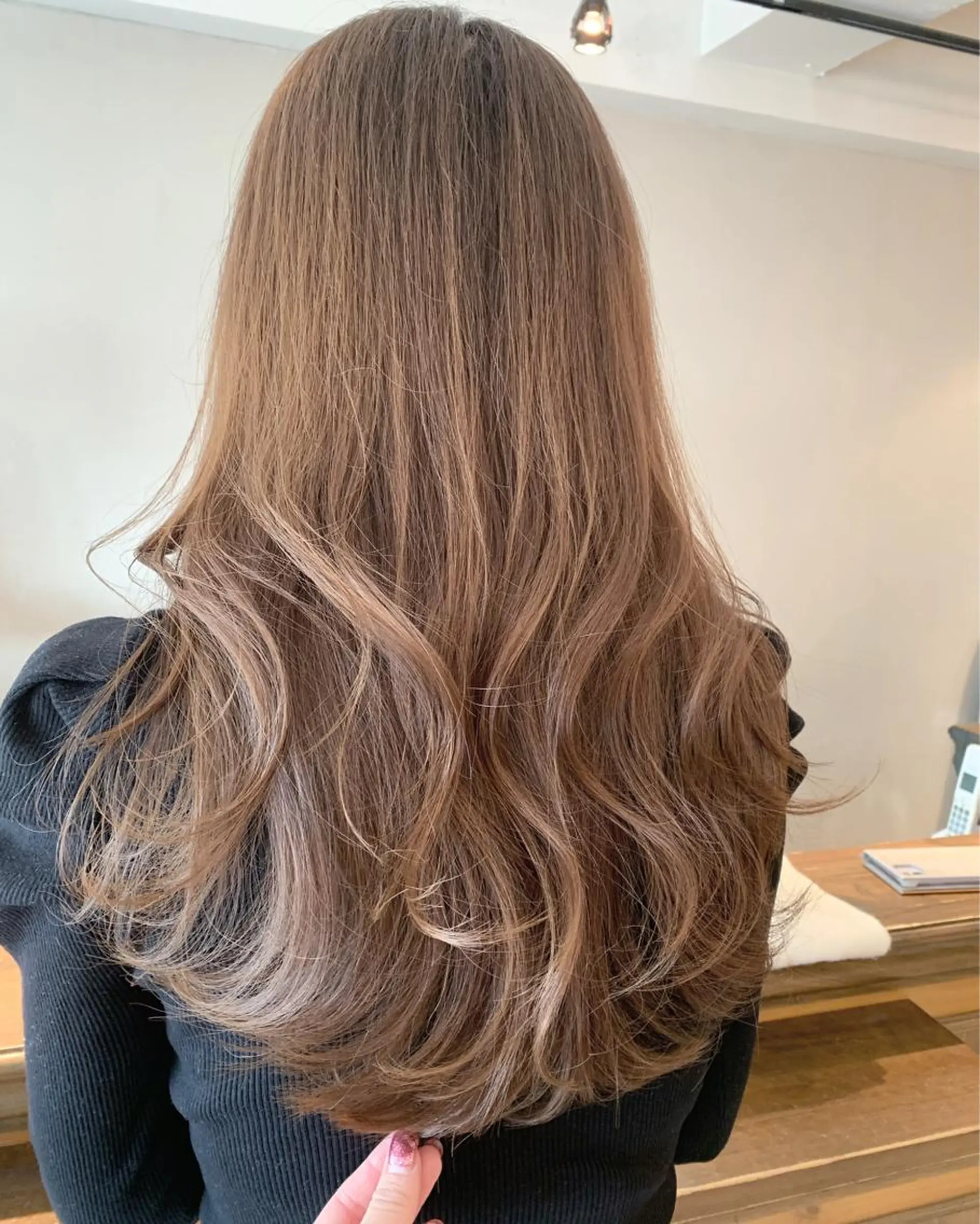 ロング カラー 透明感/オリーブ/ グレージュ/YUKAのヘアスタイル