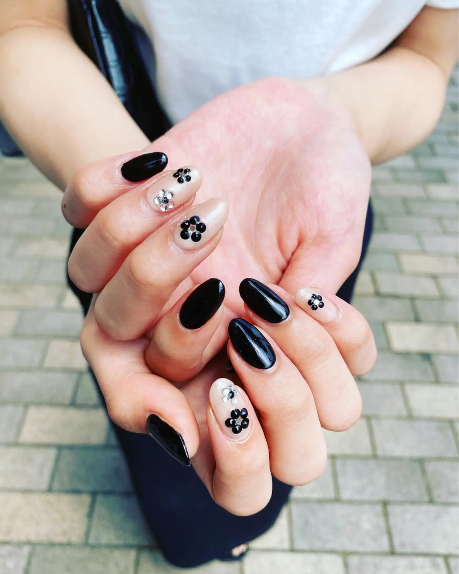 ネイル キラキラネイル ハンドネイル フットネイル ハンドケア nail salon  AlgeTy所属・✴︎:.｡. MAKI.｡.:✴︎のネイルデザイン