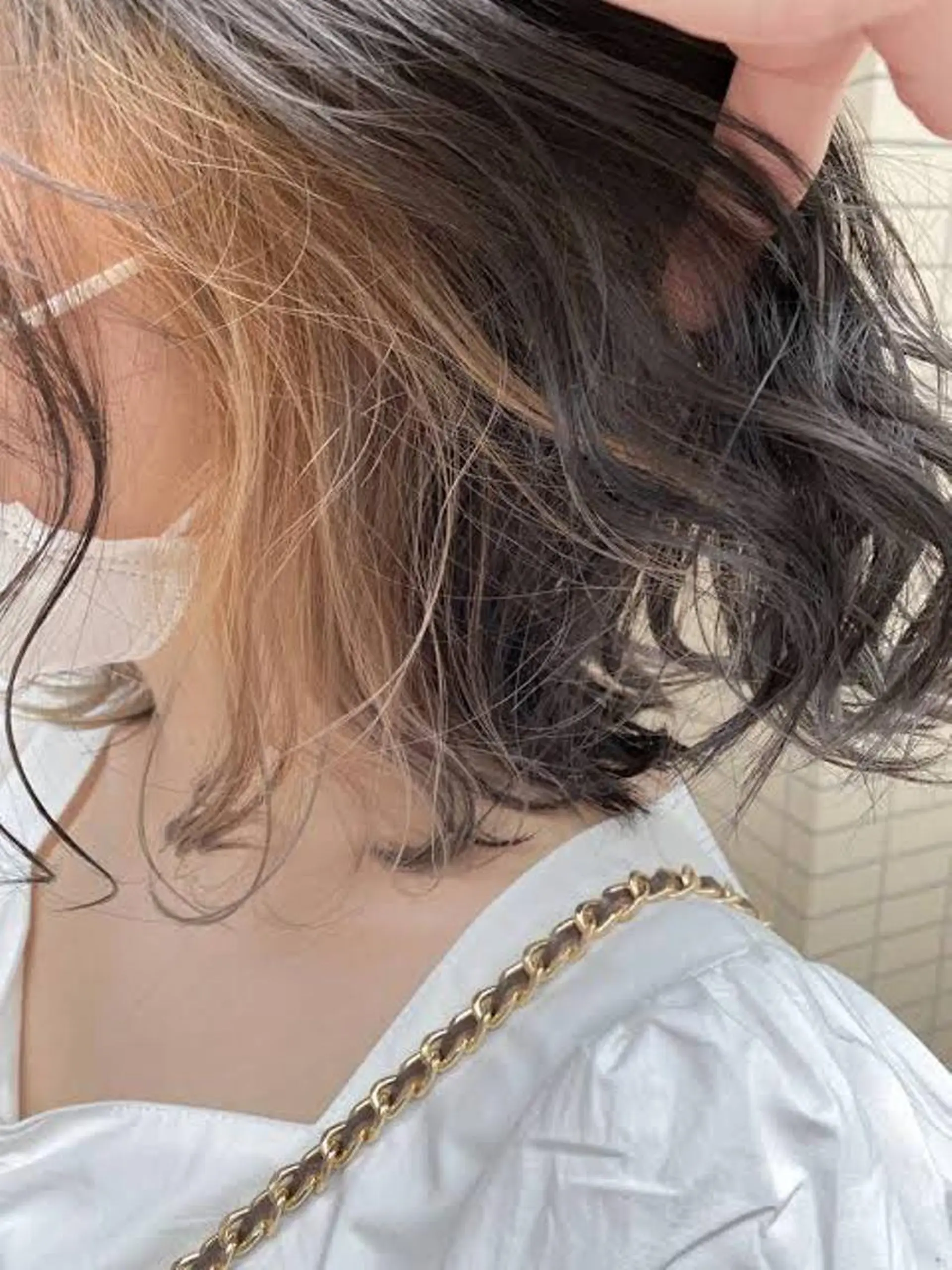 ミディアム カラー ベージュカラー インナーカラー カット ヘアカラー clocca所属・鵜飼 真伍のヘアスタイル