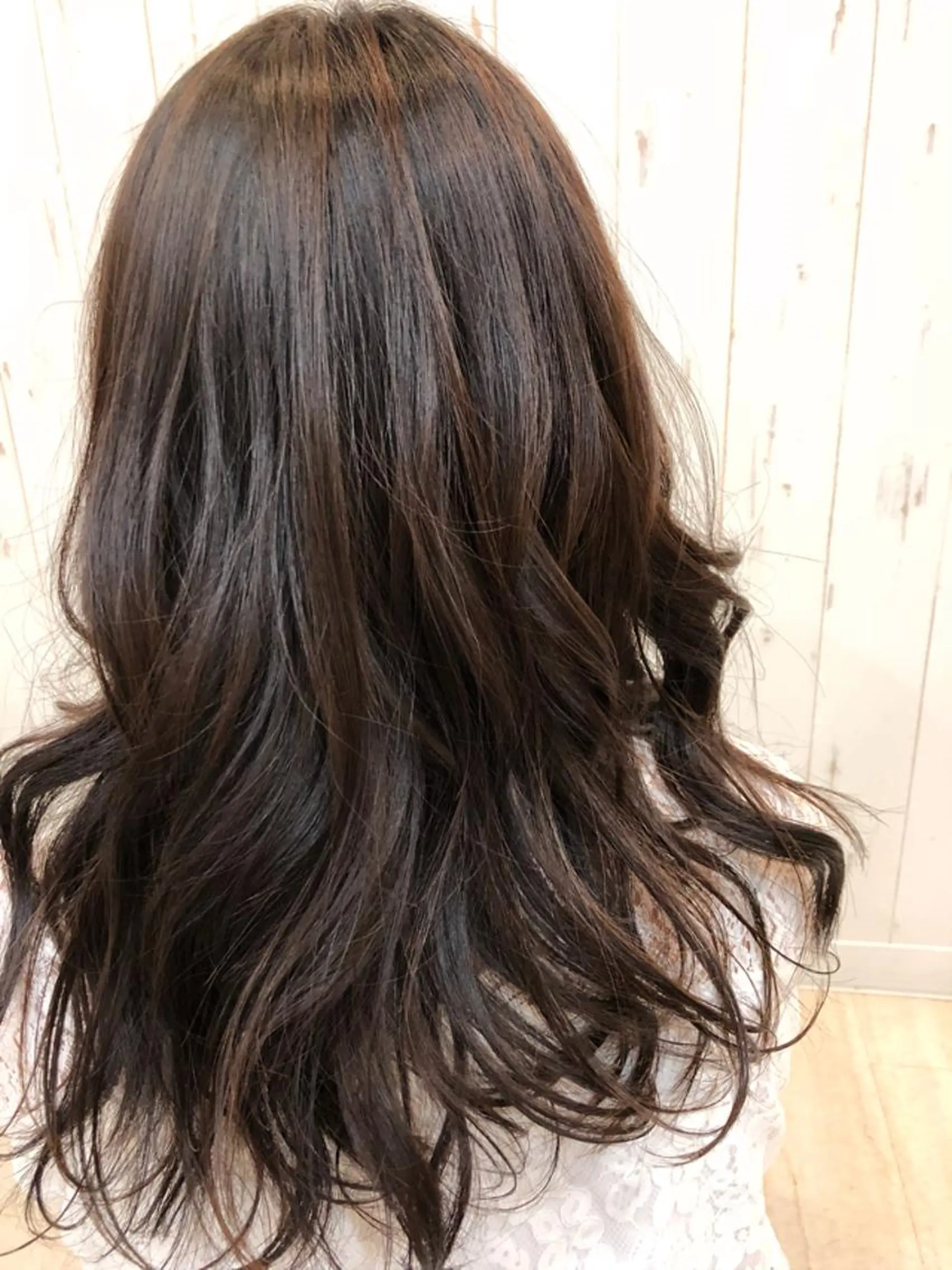 ロング KAIzen. tomoのヘアスタイル