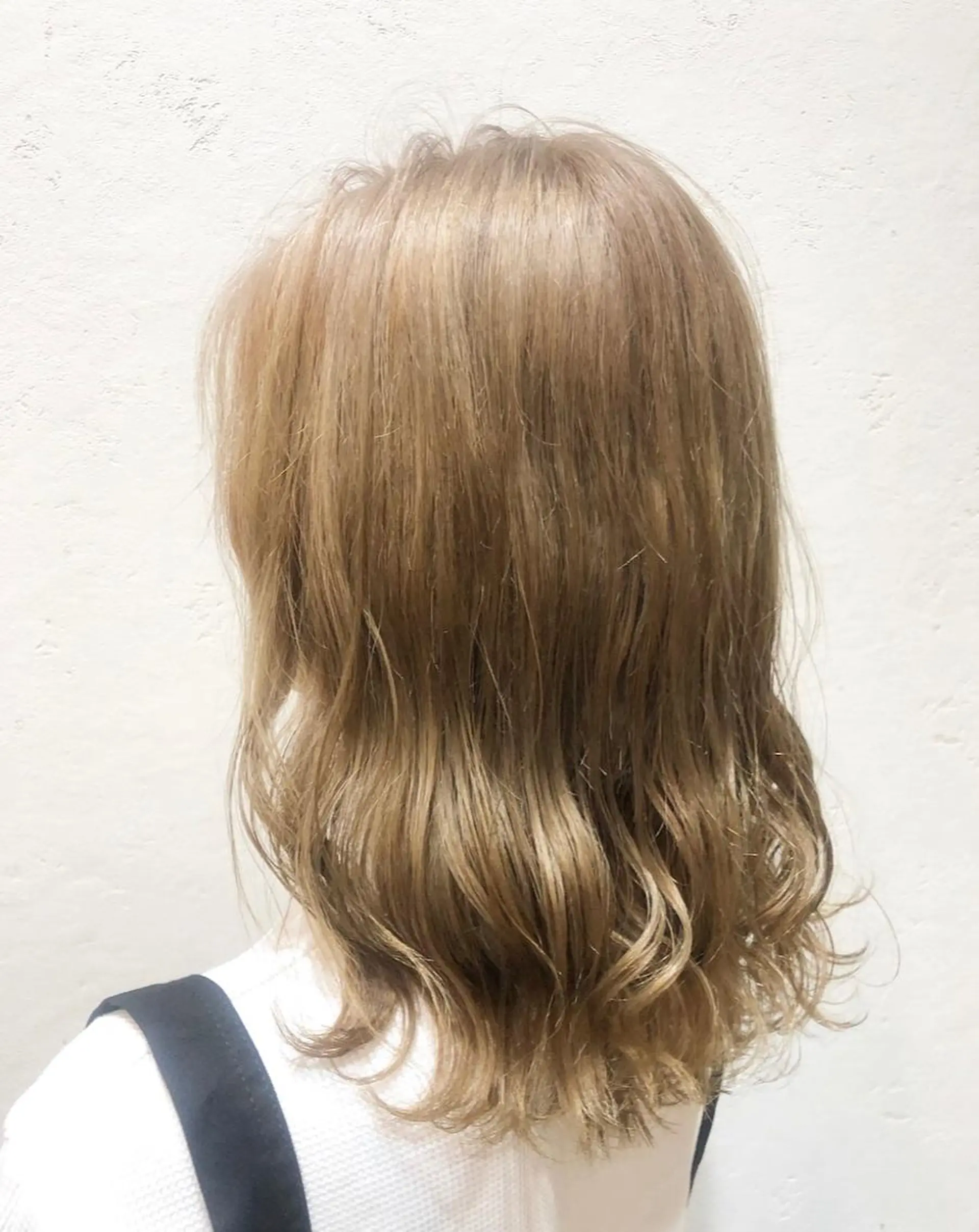 セミロング カラー 齋藤 結愛のヘアスタイル