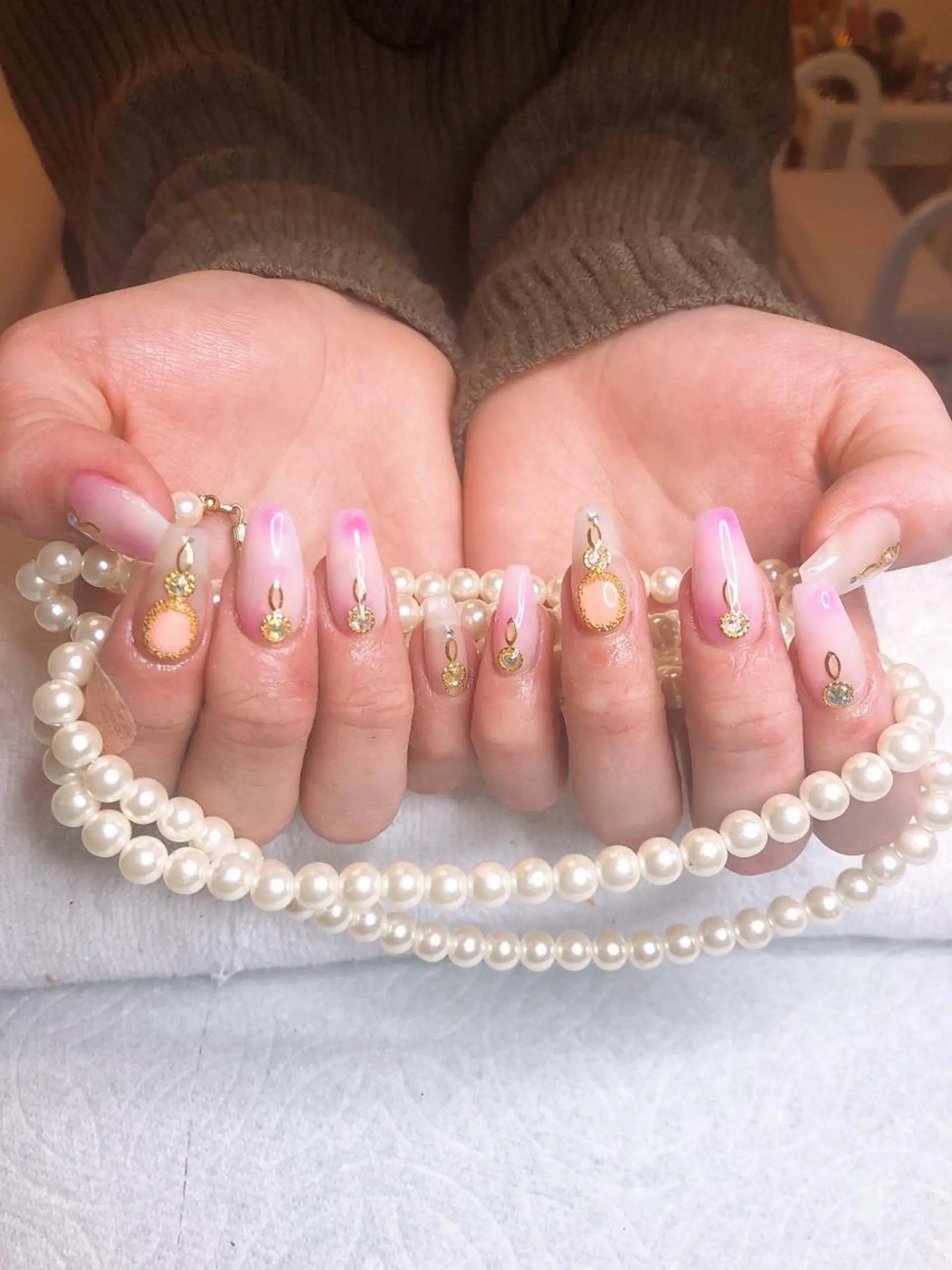 ロング ネイル ハンドネイル 長さ出し専門 nynaのネイルデザイン