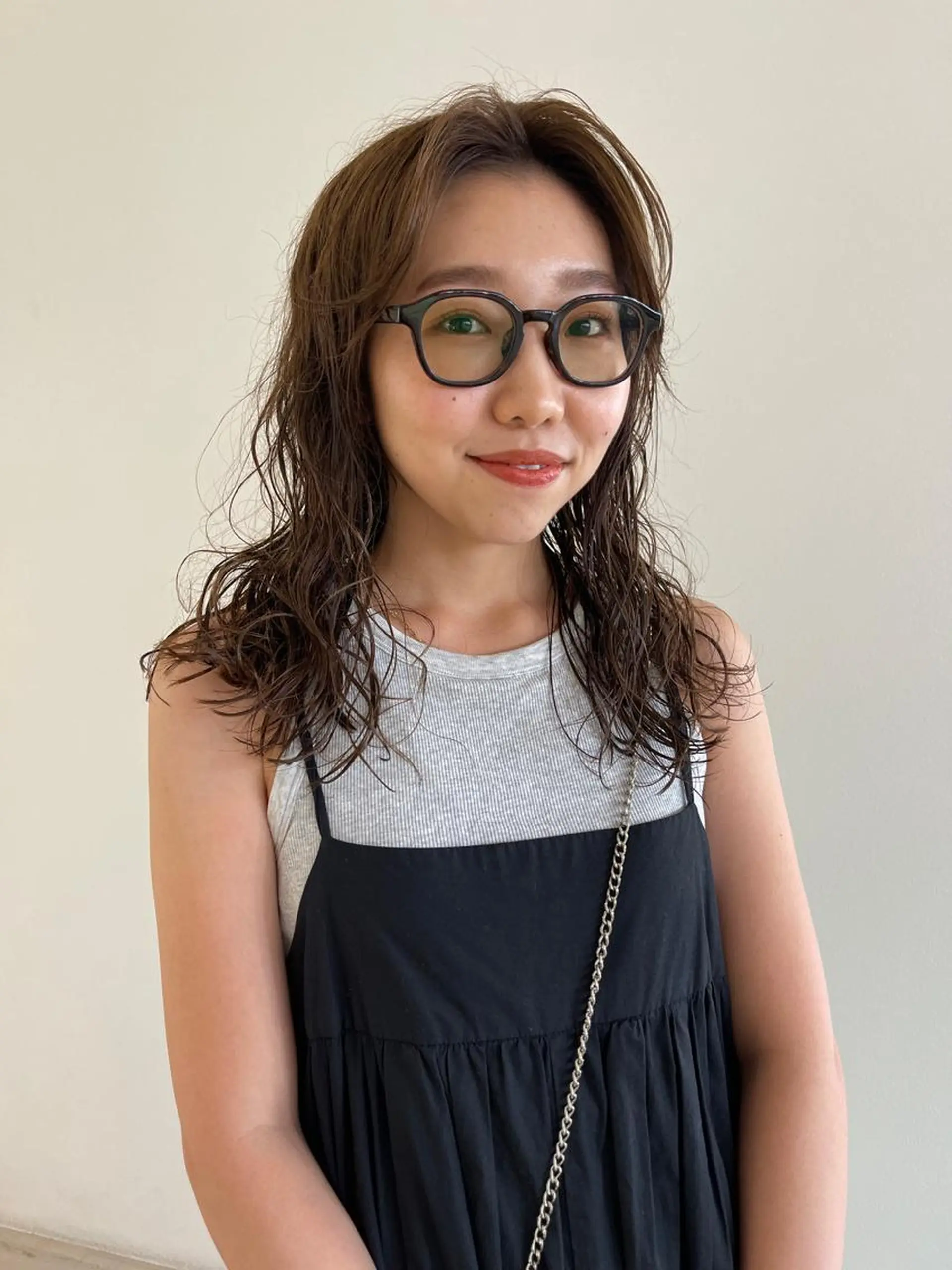 ミディアム カット ヘアカラー トリートメント oma　袮次金 鈴香のヘアスタイル