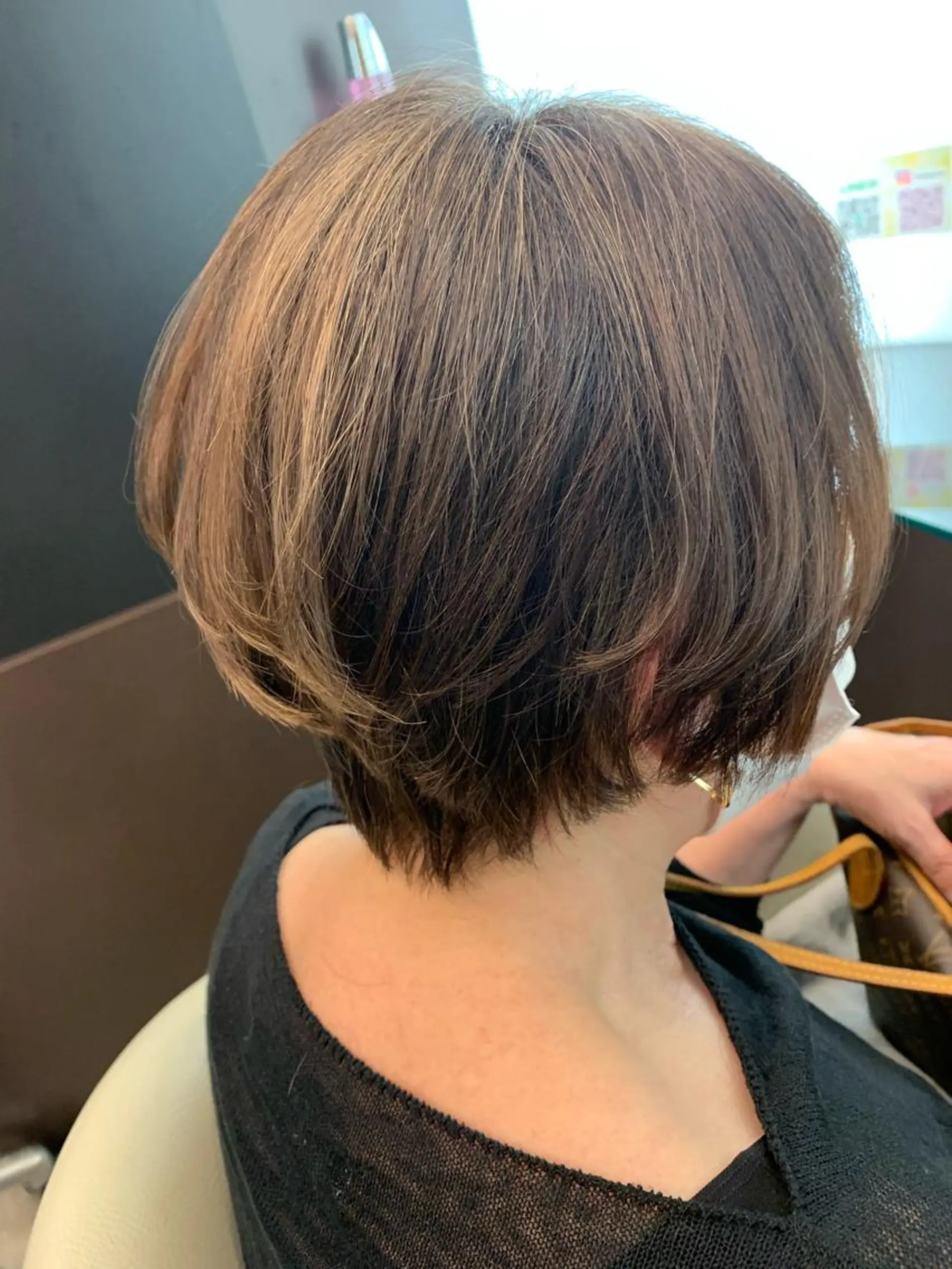 ショート Aya/四条烏丸/ インナーカラーのヘアスタイル