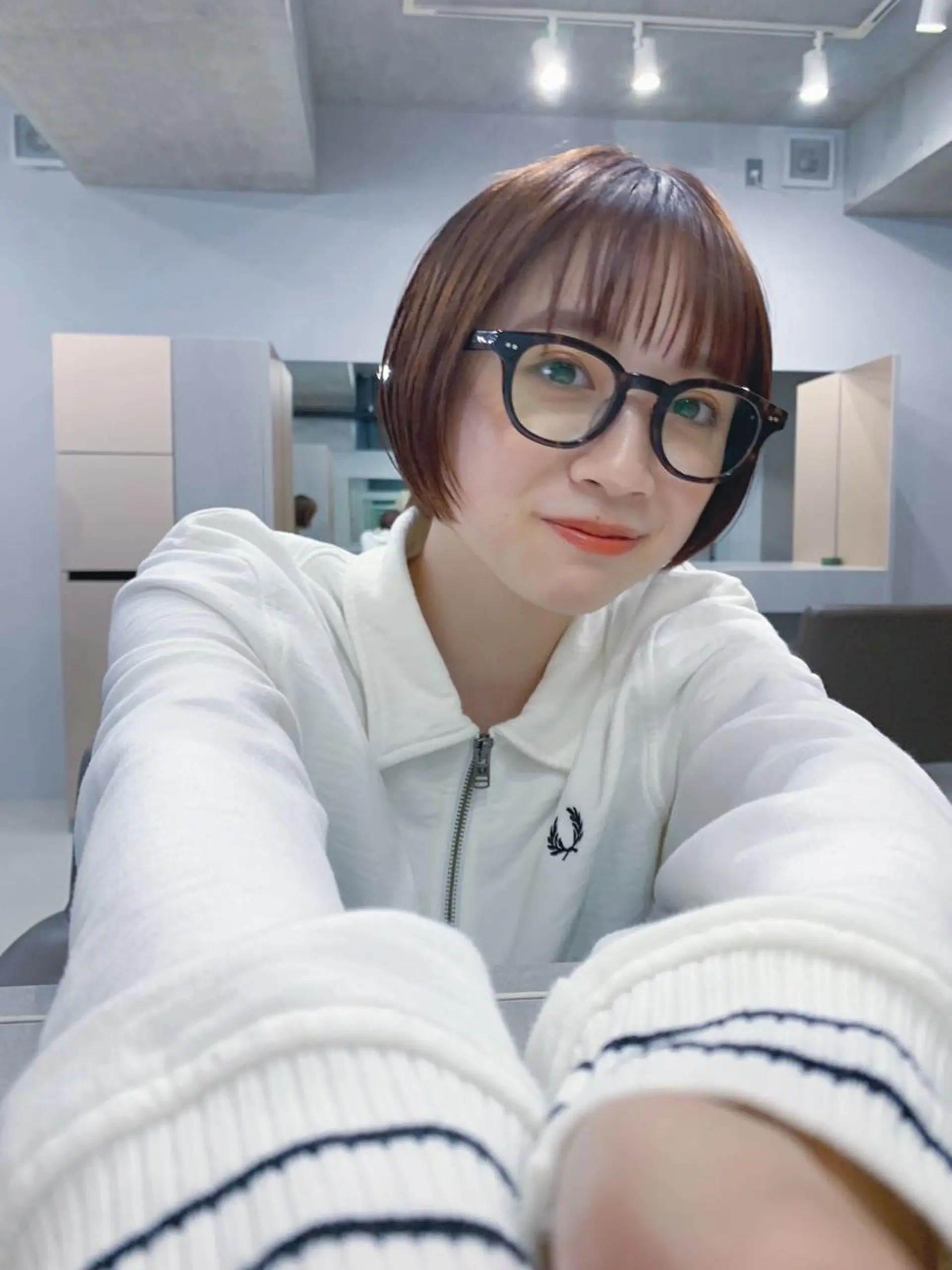 ショート カラー ボブパーマコテ巻き風 パーマNo1深江秀平のヘアスタイル