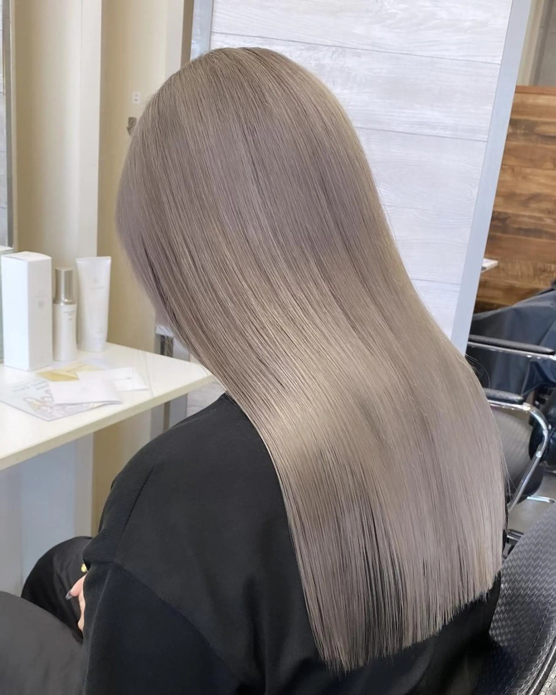 ロング ボブ 髪質改善 レイヤーカット 縮毛矯正 トリートメント Mina/岡山/矯正 ブリーチ/レイヤーのヘアスタイル