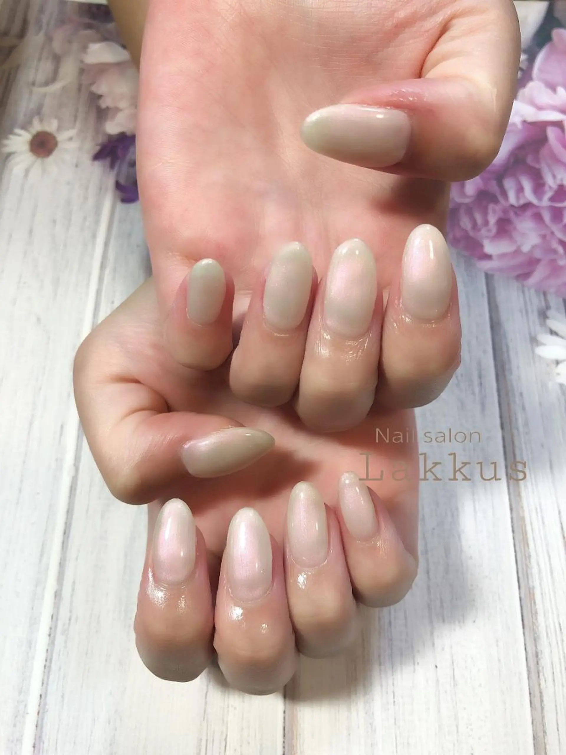 ネイル Lakkus T－Mのネイルデザイン