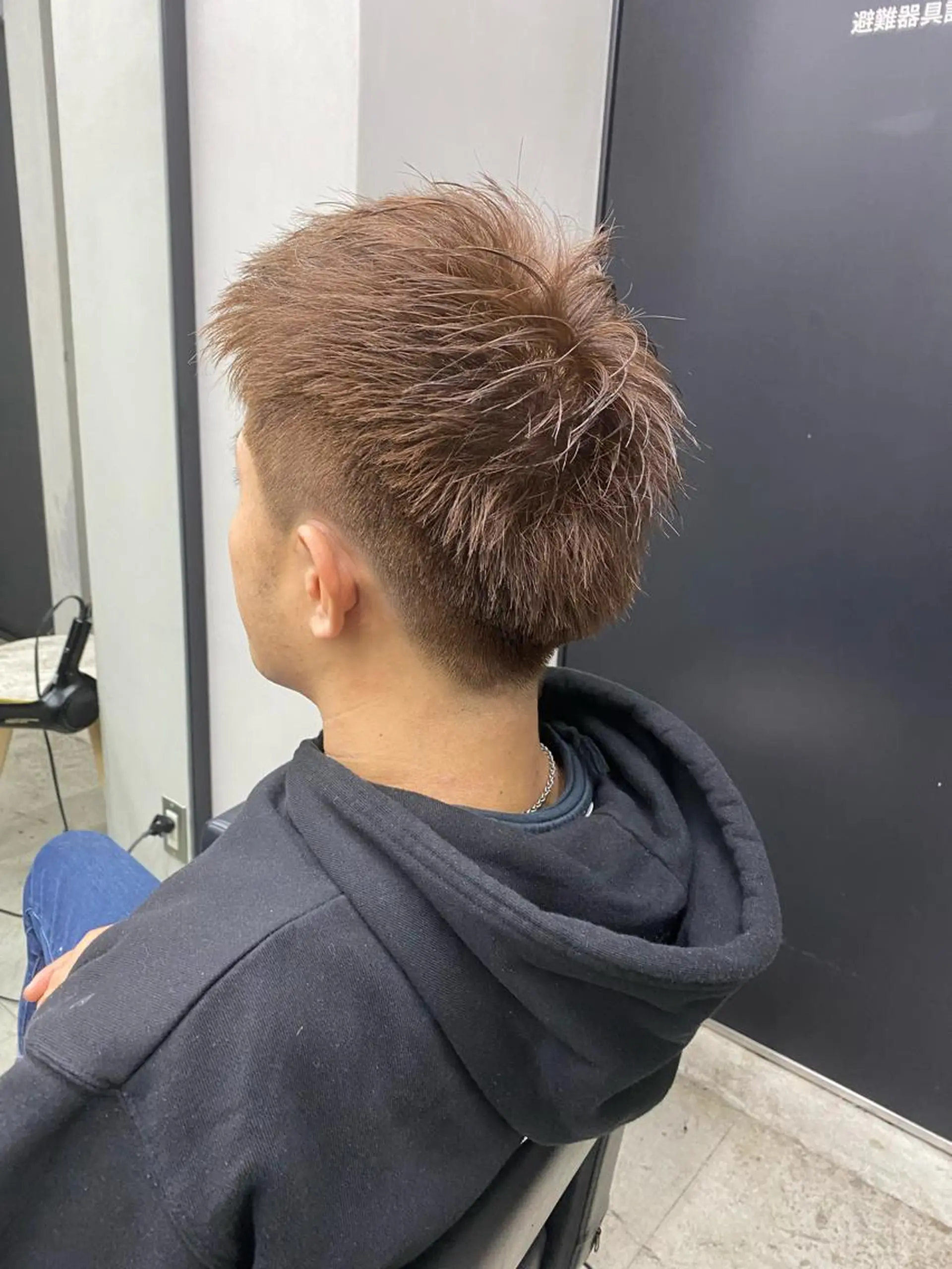 ショート カラー メンズ モヒカン 刈り上げ amie蒲田西口所属・🫧褒められ艶髪🫧 Minamiのヘアスタイル