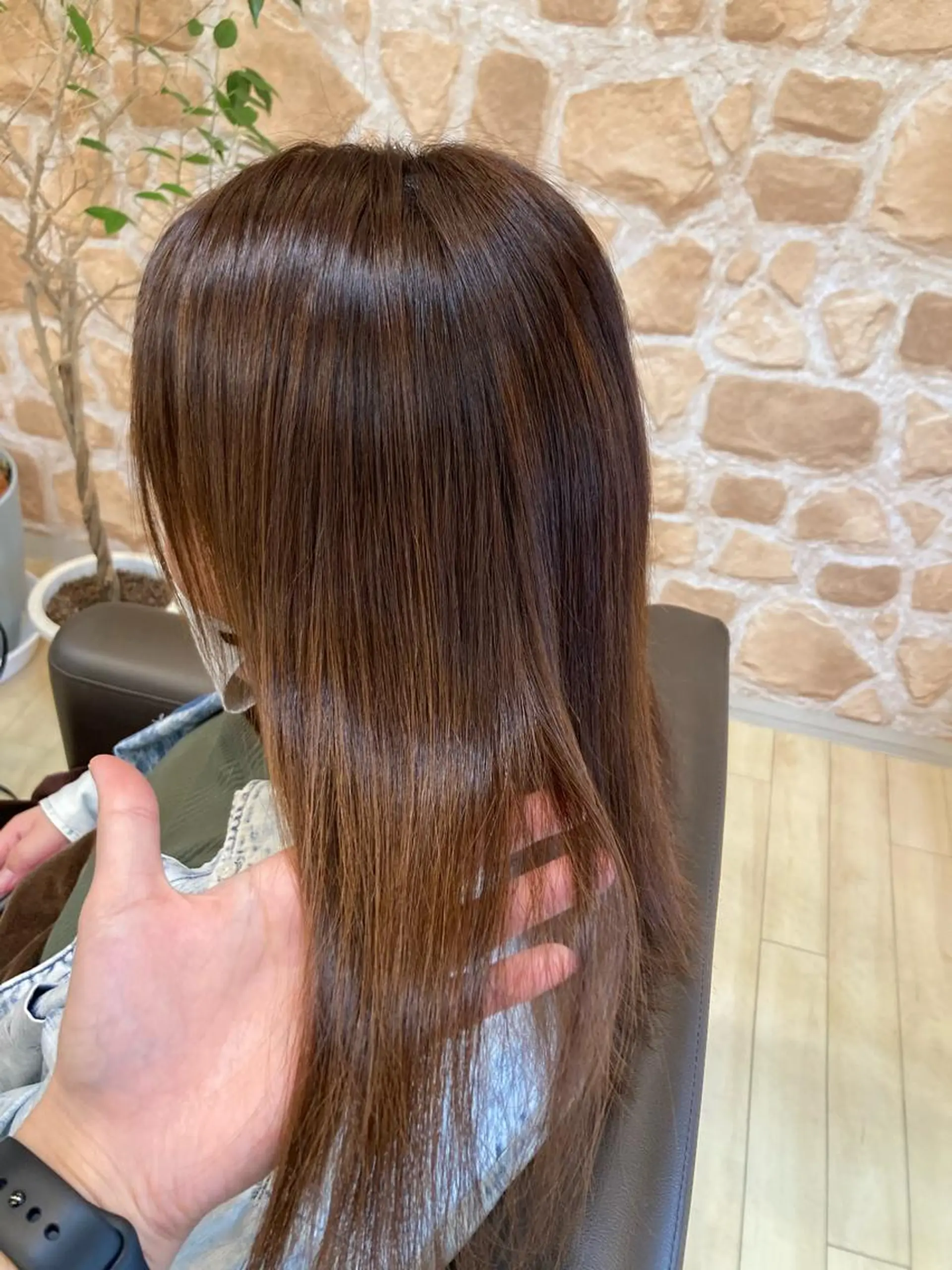 セミロング 縮毛矯正 ヘアリゾートハピネス所属・🌈 🌈スズキエリカのマツエク・マツパデザイン