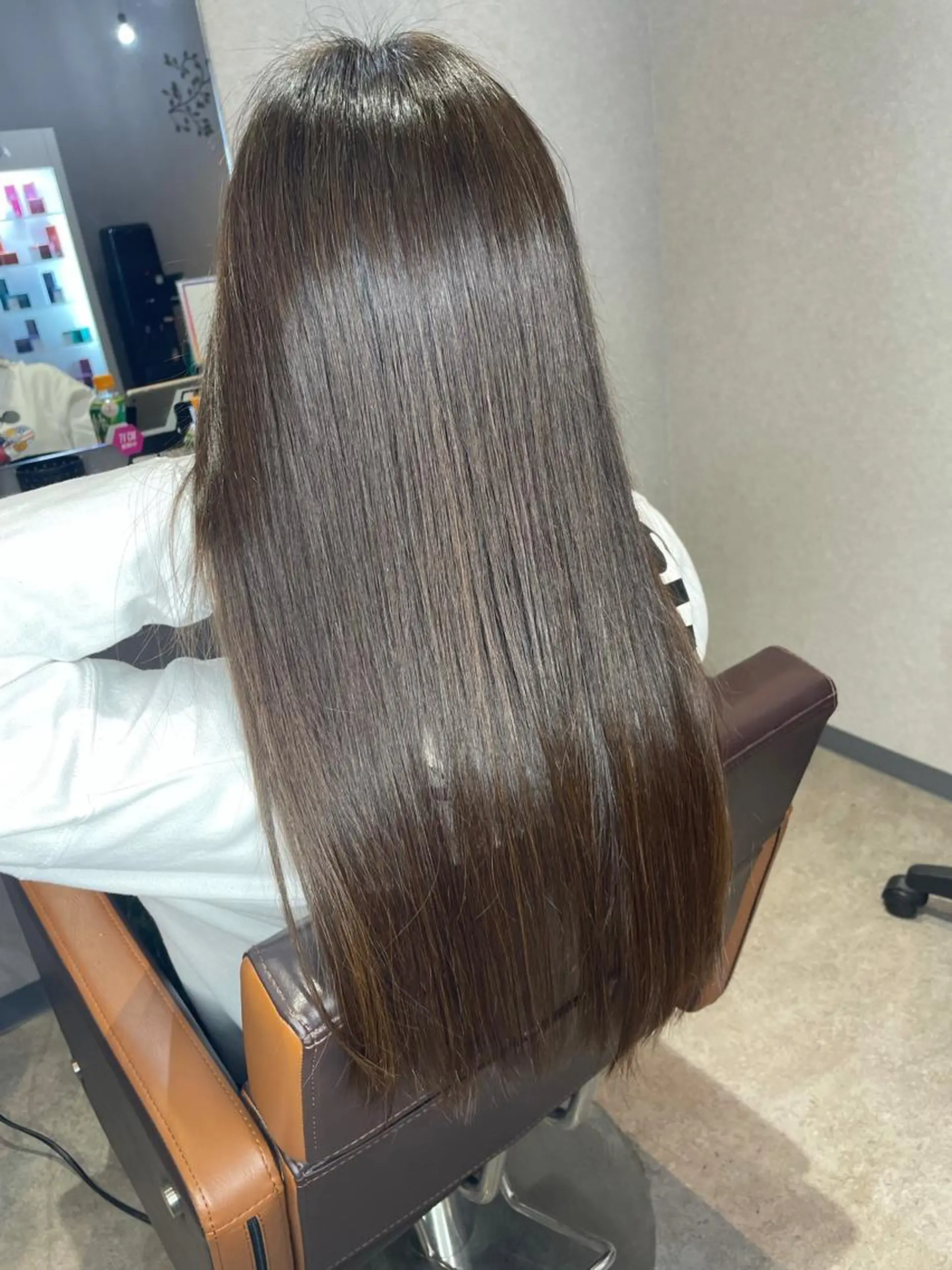 ロング カット 縮毛矯正 トリートメント 山本 貴弘のヘアスタイル