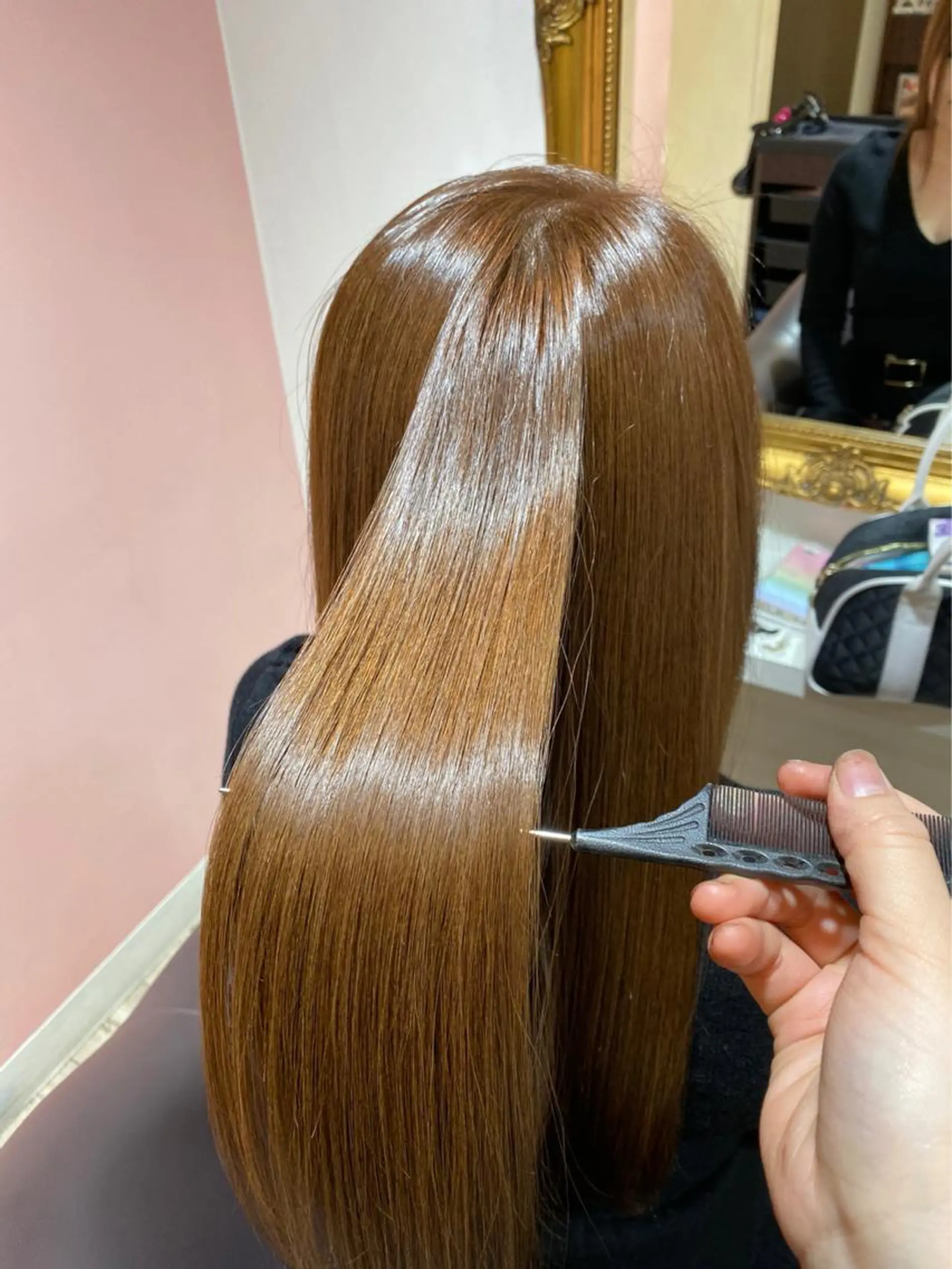 ロング ヘアカラー トリートメント 美髪ヘア 🤍erikaのヘアスタイル