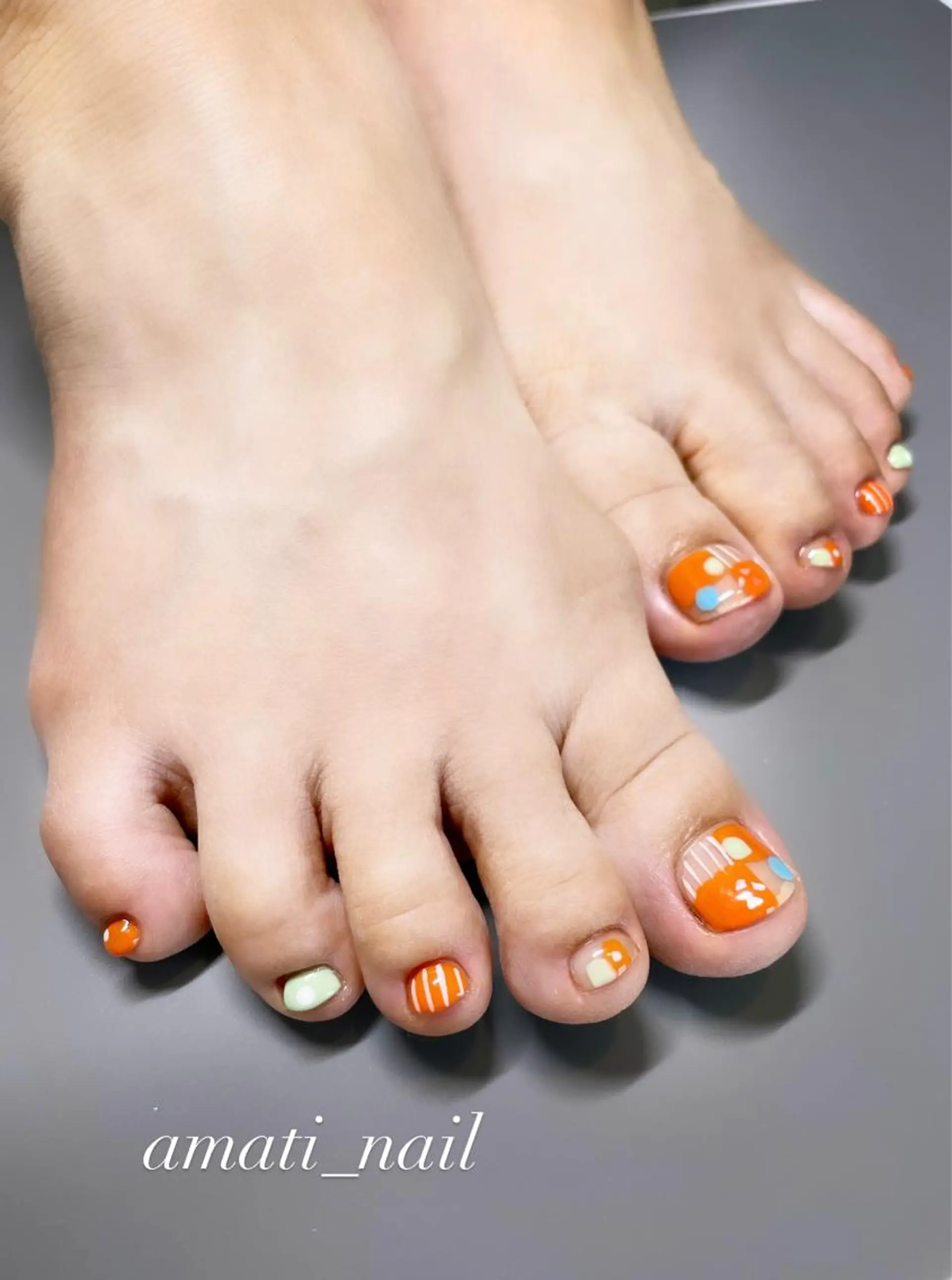 ネイル マグネットネイル ミラーネイル ニュアンスネイル ワンカラーネイル 春ネイル フットネイル amati_nail TAKAKOのネイルデザイン