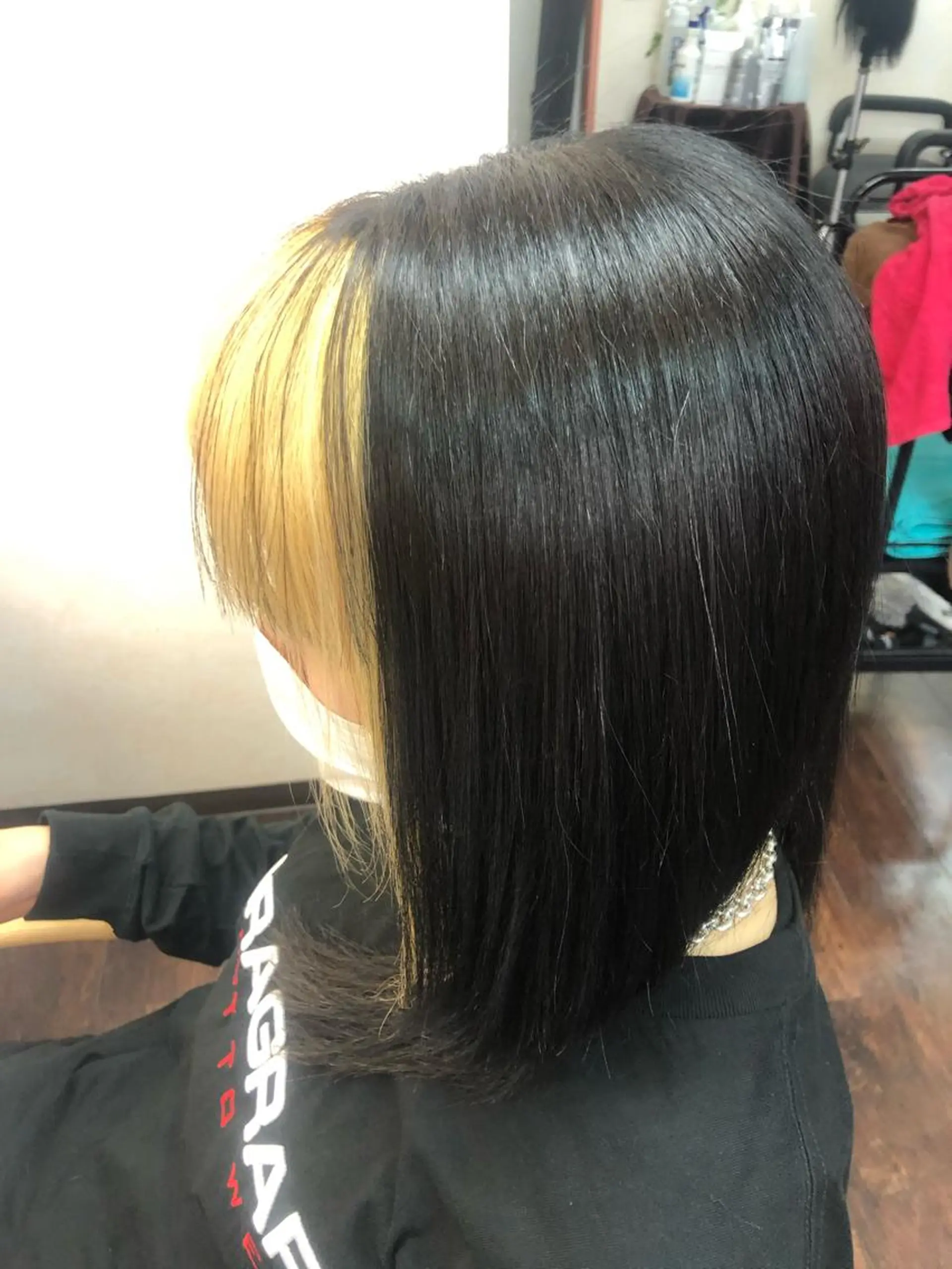 セミロング カラー パーマ 桧山 真のヘアスタイル