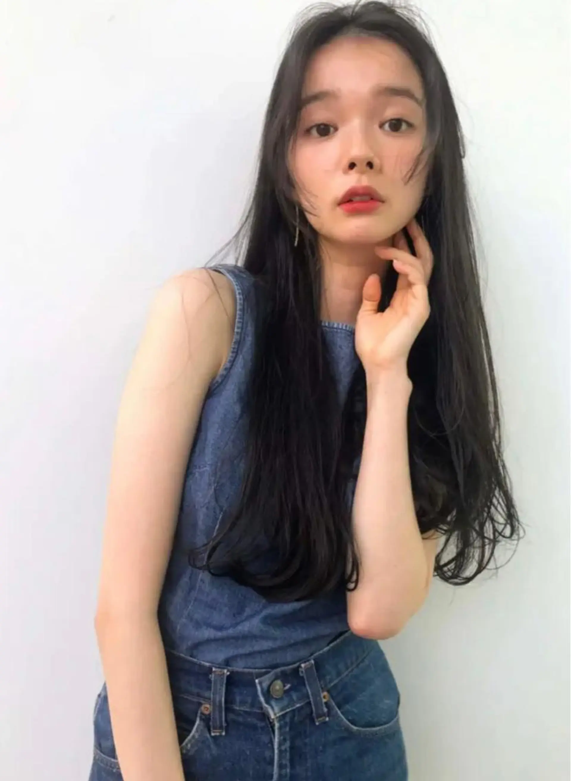 ロング カラー アッシュ Hair Muse'e所属・永富 那於のヘアスタイル