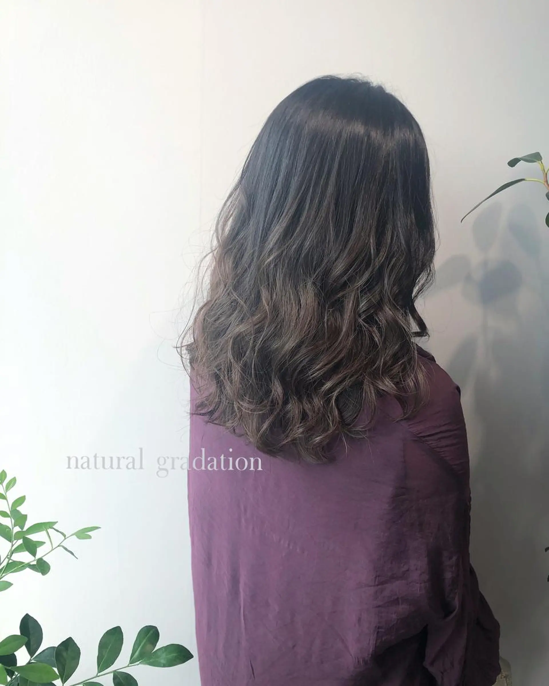 ミディアム 岸川 恭子のヘアスタイル