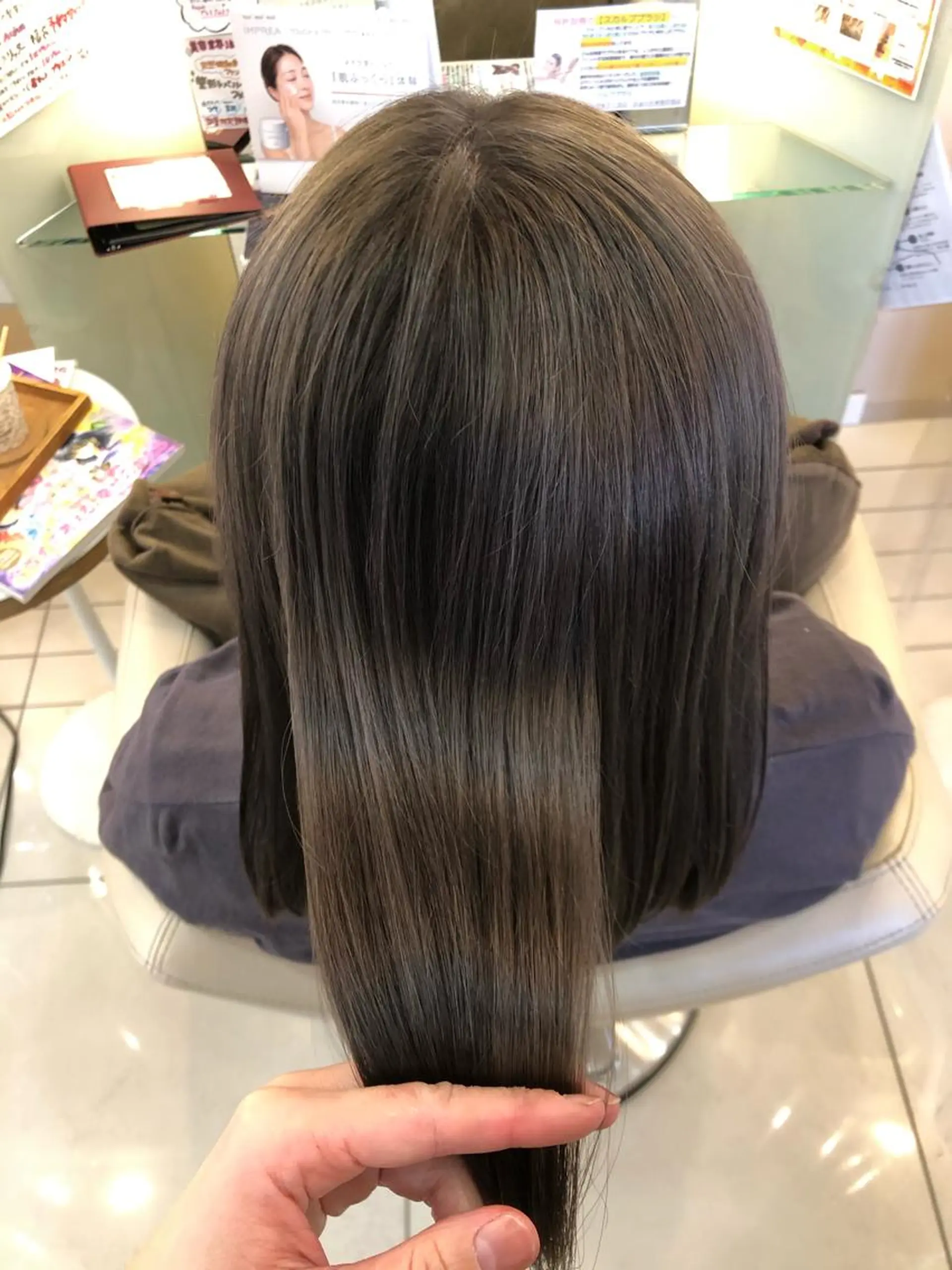 ミディアム カラー アディクシーカラー 透明感カラー グレージュ カット ヘアカラー トリートメント リリー /Men's/パーマのヘアスタイル