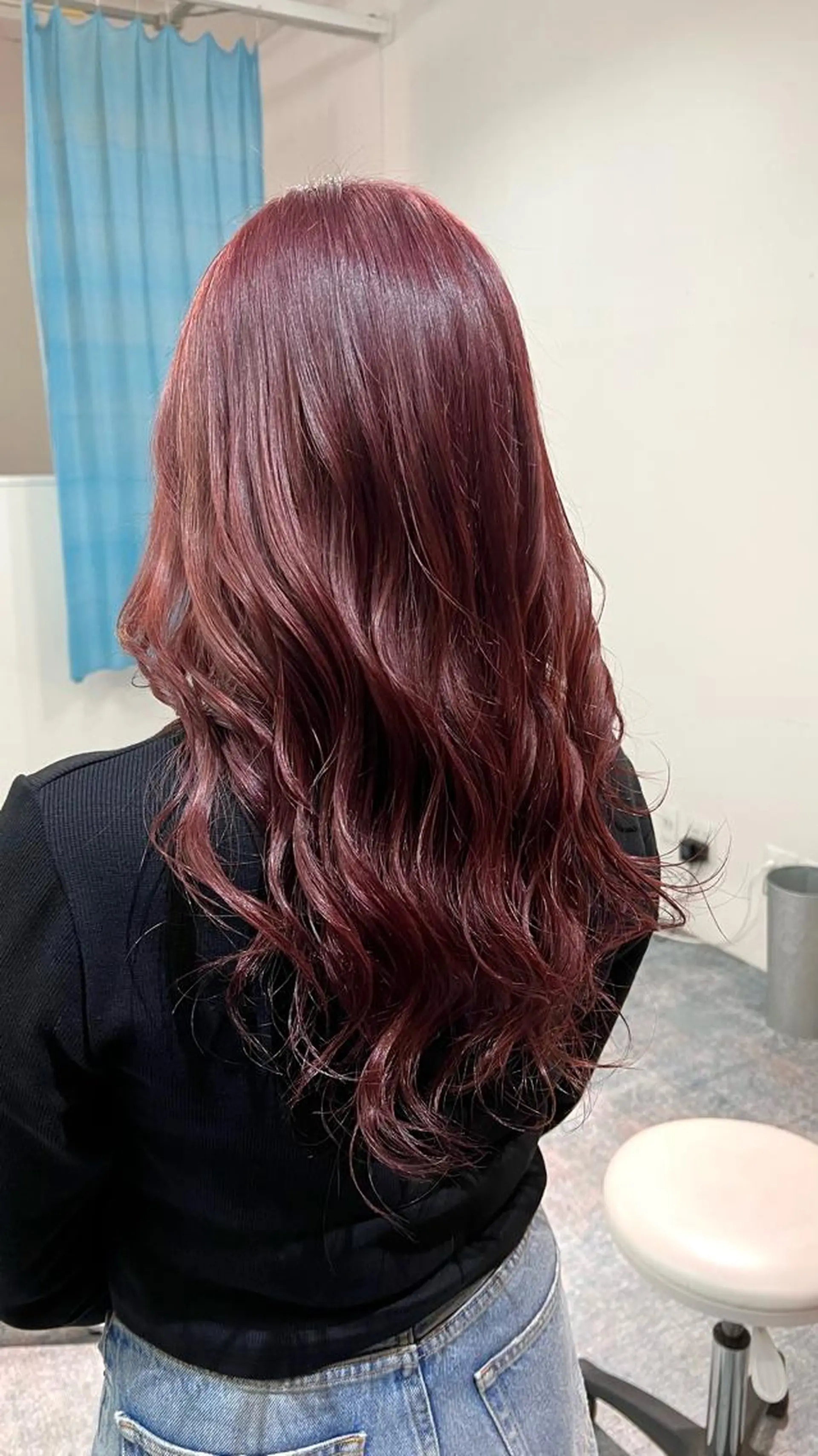 ロング カラー 🌈re-room EIKI🇰🇷のヘアスタイル