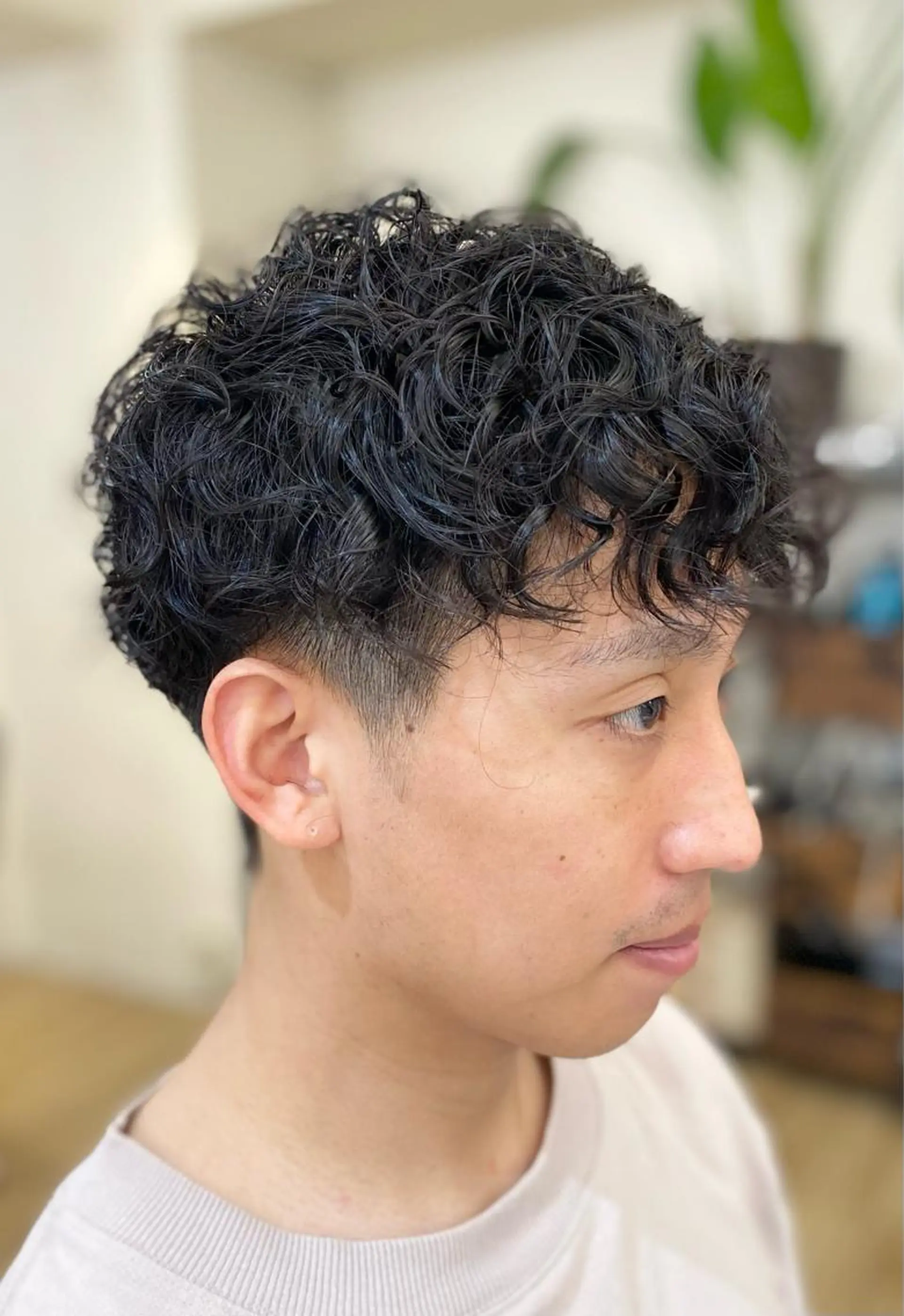 パーマ メンズ メンズパーマ メンズツイストパーマ ツイストパーマ カット パーマ メンズスタイル HOSOKAWAのヘアスタイル