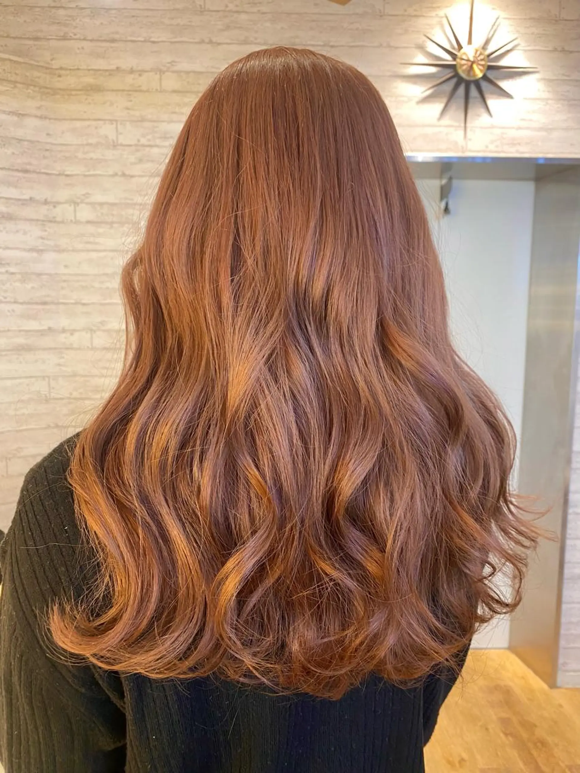 セミロング カラー ベージュカラー ブリーチ オレンジ オレンジベージュ 遠藤沙也加 /レイヤーカットのヘアスタイル