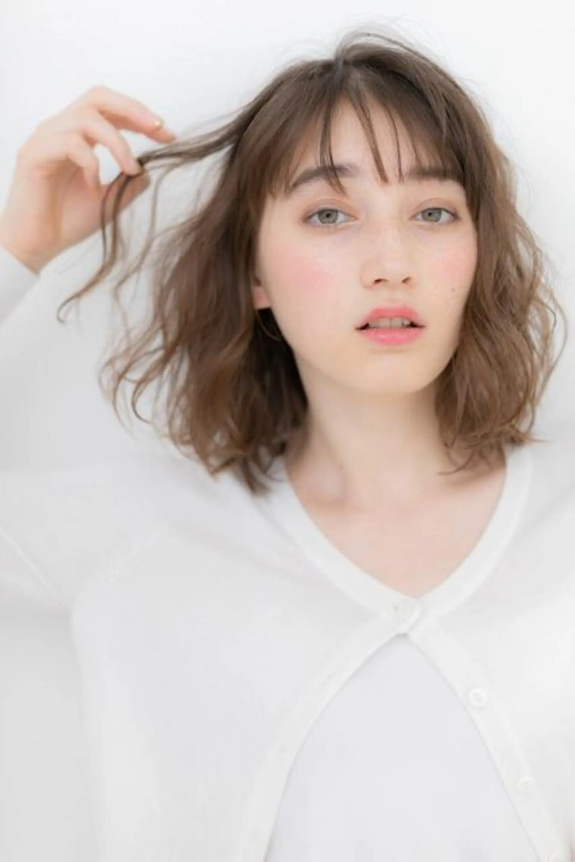 ミディアム カラー パーマ ヘアアレンジ ミディアムパーマ 似合わせスタイル🫧 木村夏暢のヘアスタイル