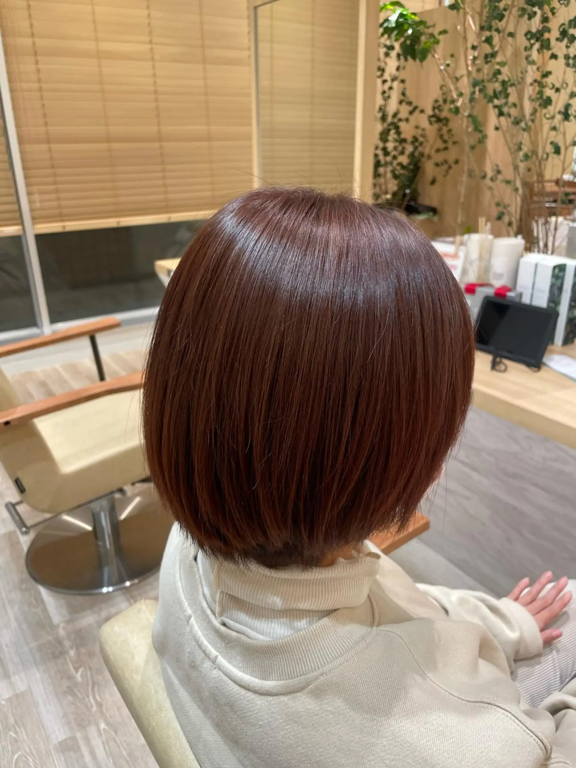 ショート カラー ブラウンカラー ピンクカラー ピンクブラウン 神野 れなのヘアスタイル