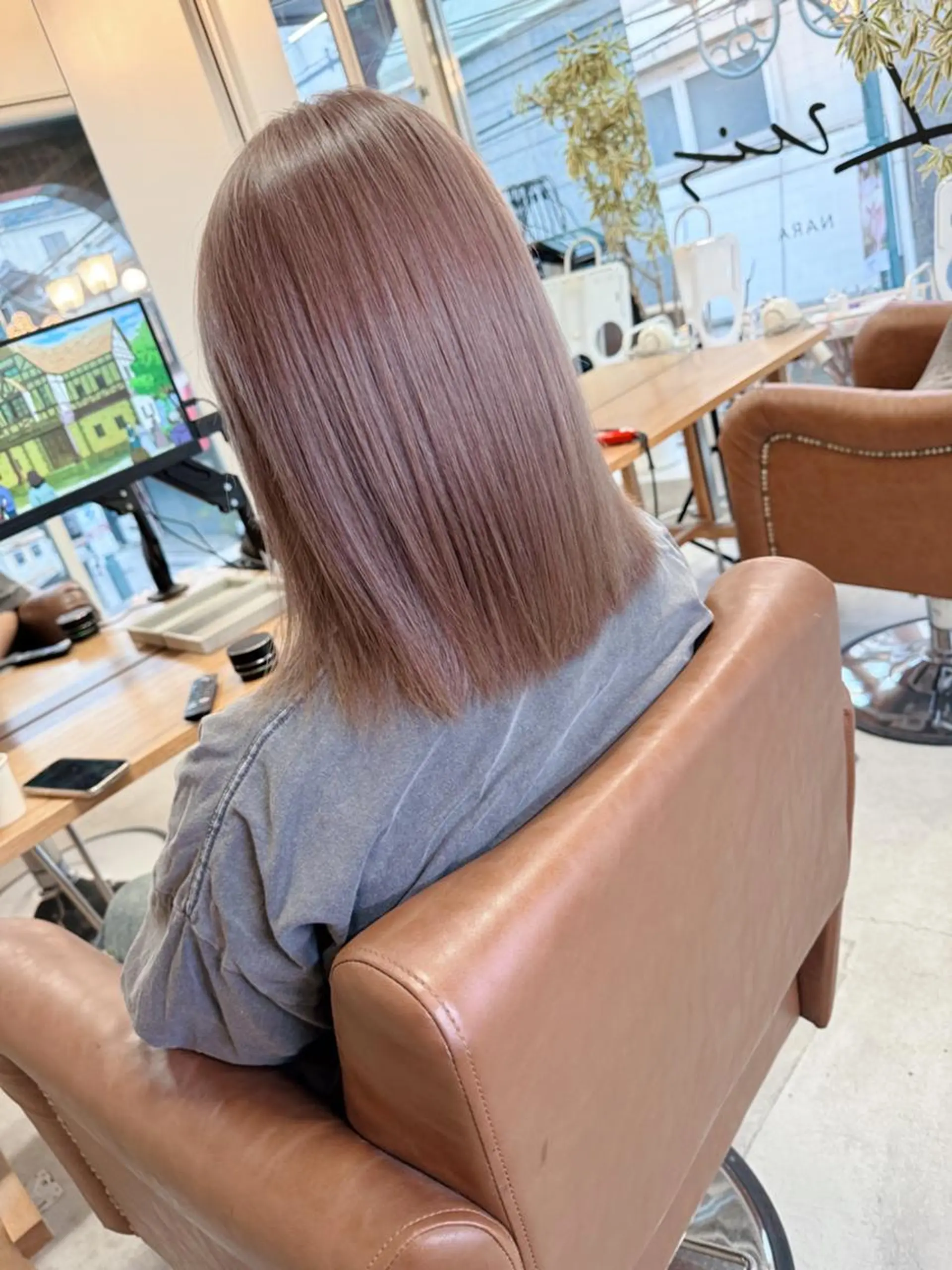 ミディアム 髪質改善カラー特化 ルイス奈良のヘアスタイル