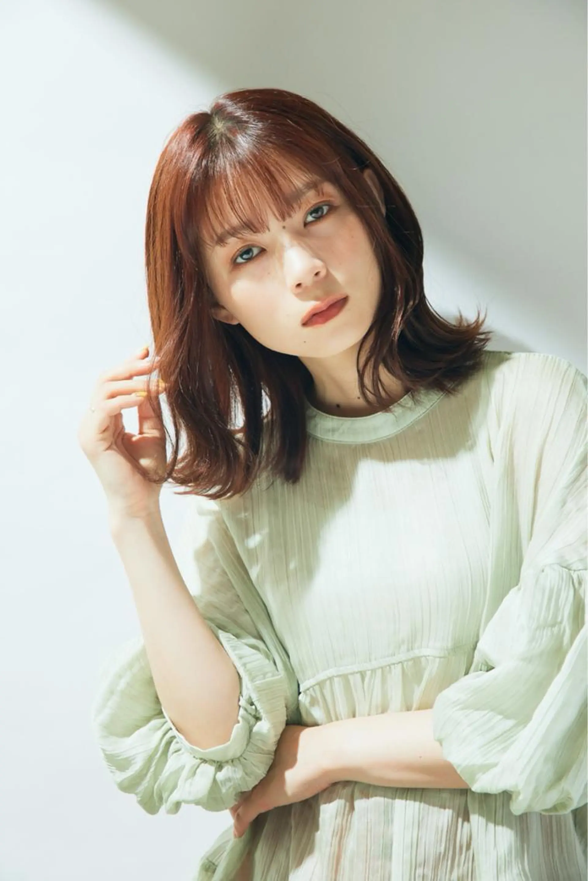 ミディアム カット ヘアカラー トリートメント 🎨インナーカラー が得意👍新垣⚜️のヘアスタイル