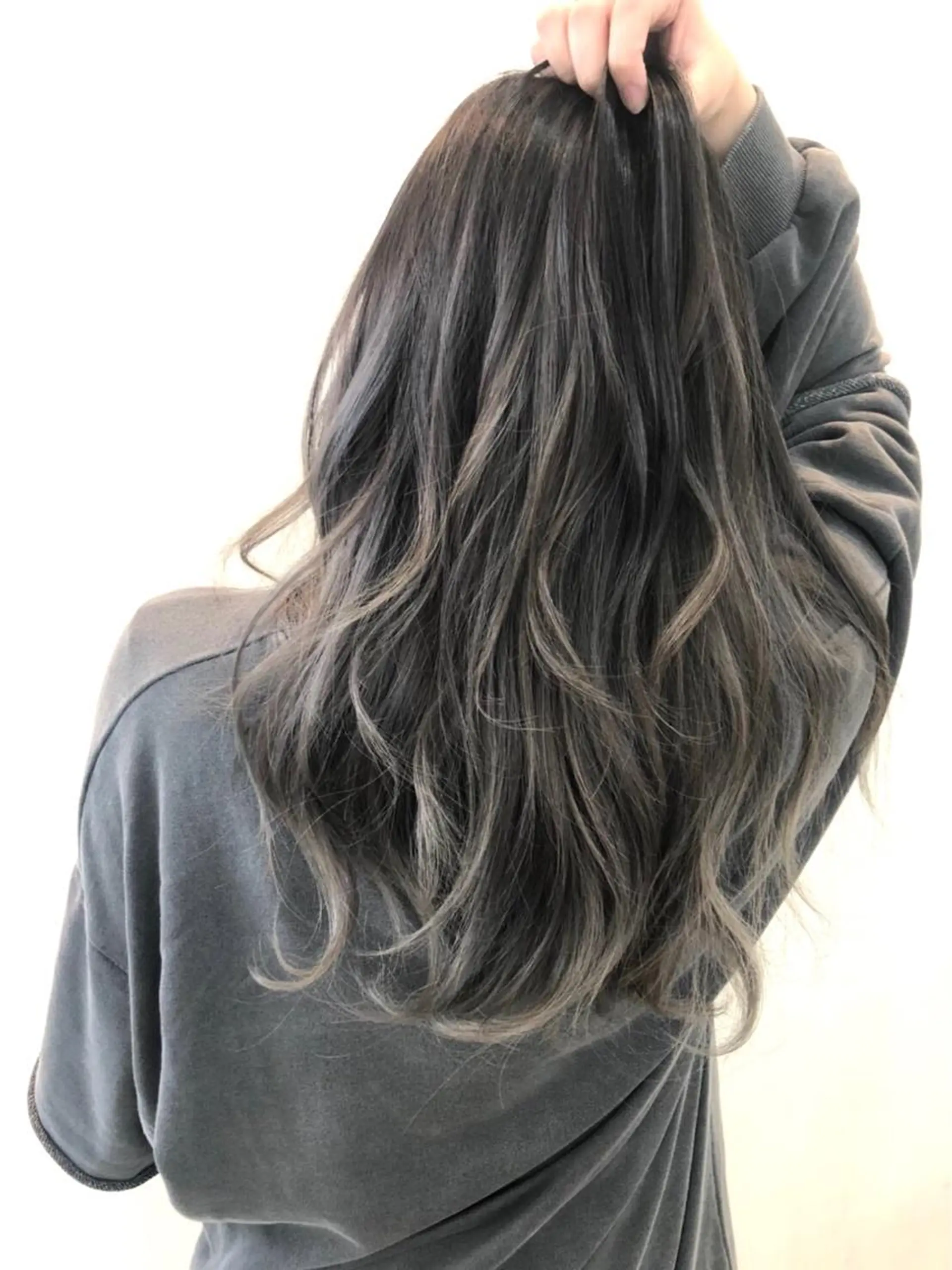 カラー 森本 光貴のヘアスタイル