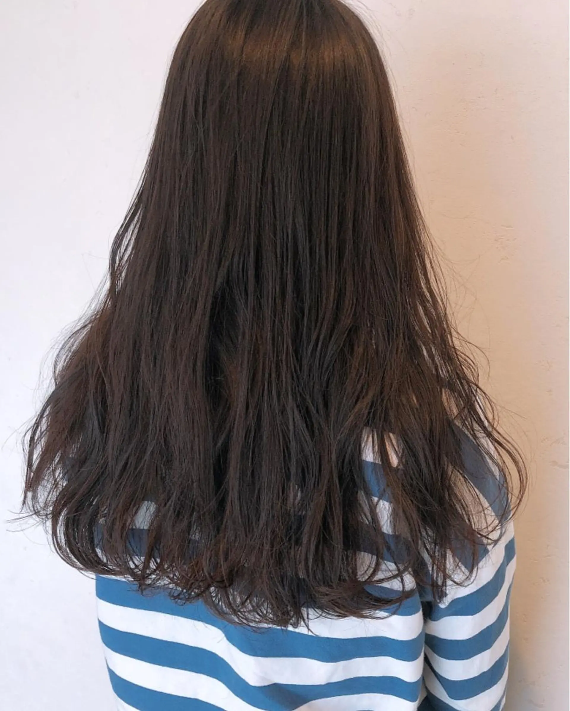 セミロング The book hand salon所属・伊藤 さやかのヘアスタイル