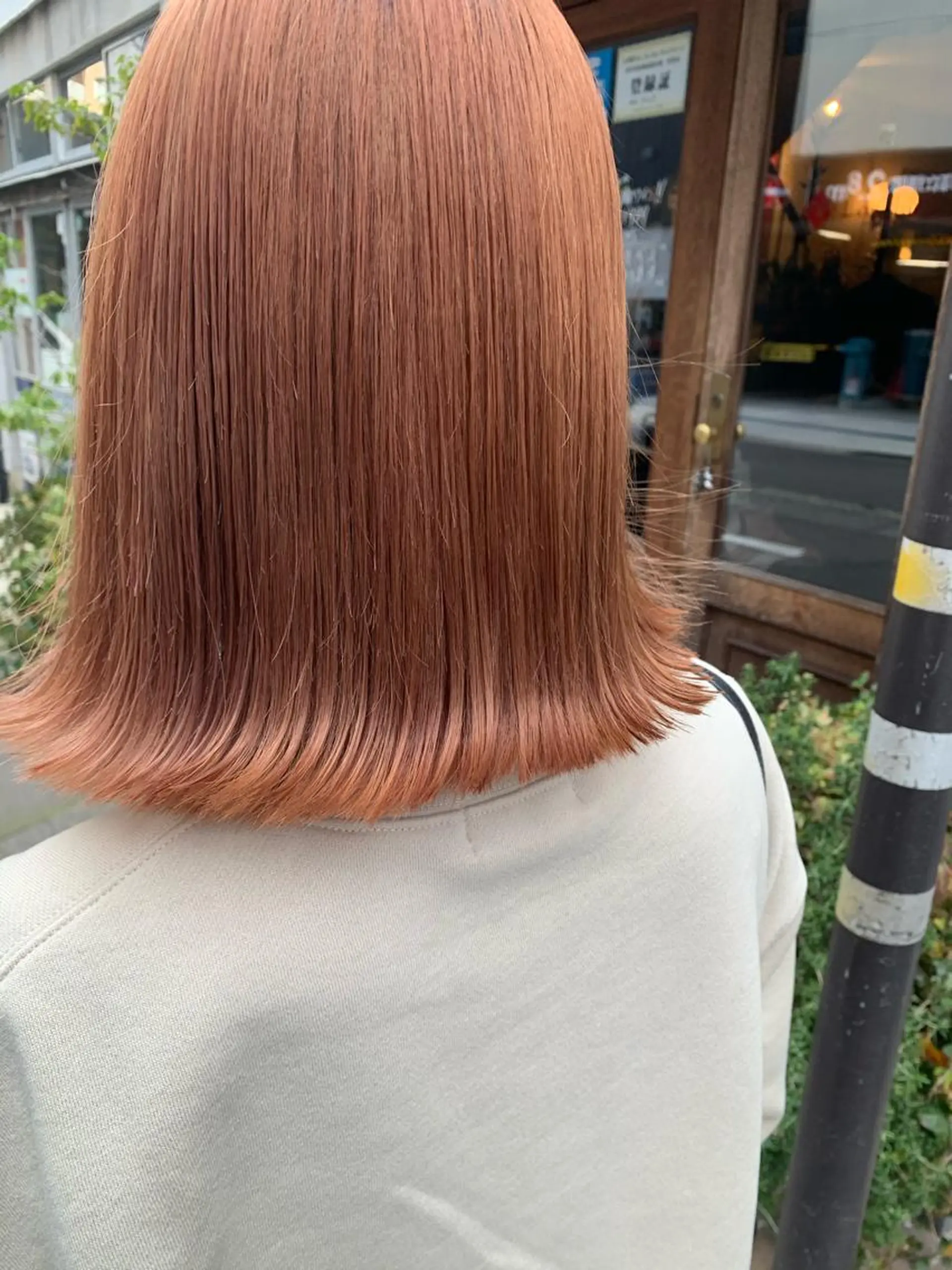 ミディアム ボブ/レイヤー/ ショートcovo代表のヘアスタイル