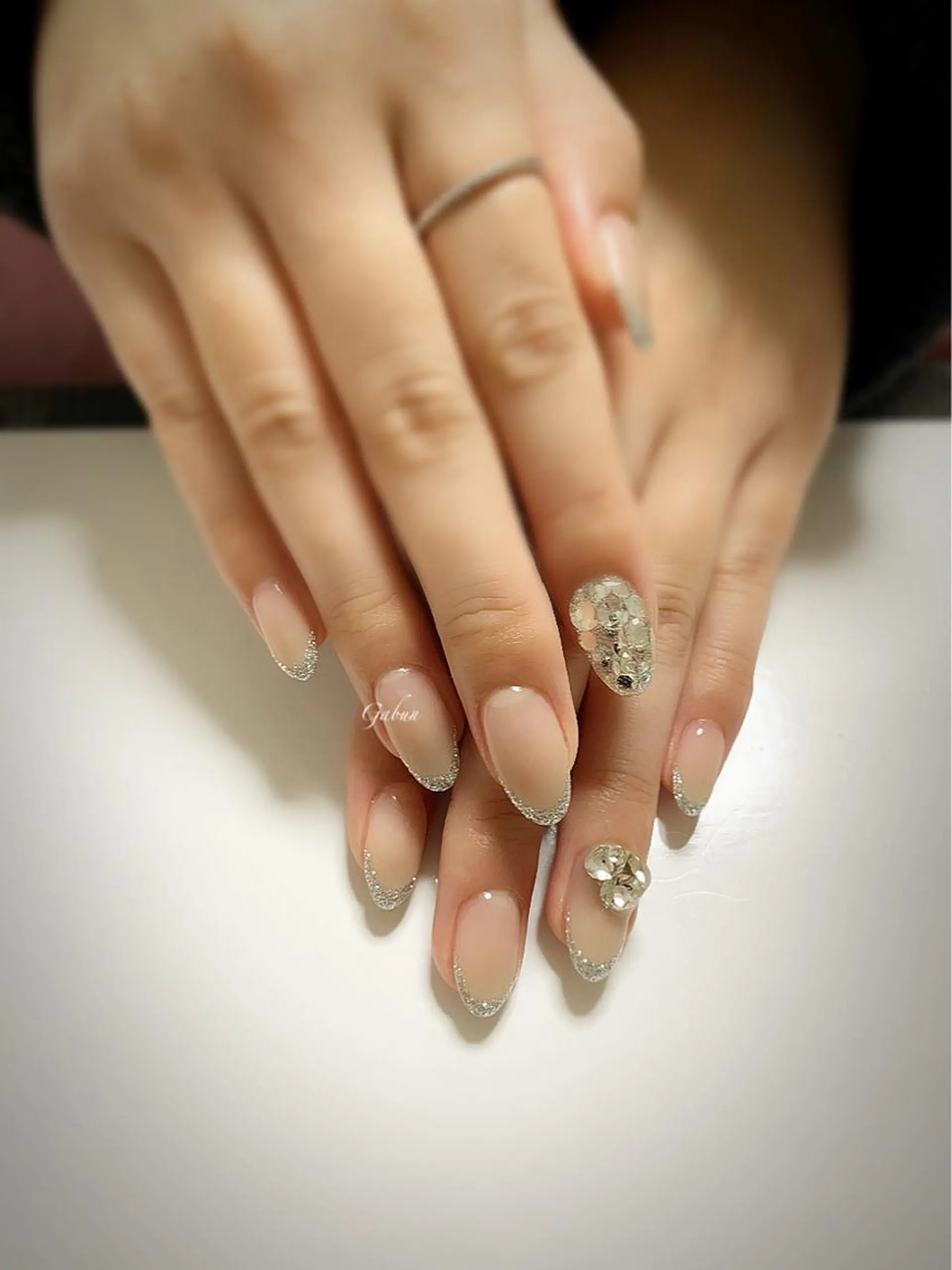 セミロング ネイル LOTUS ネイルサロンのネイルデザイン