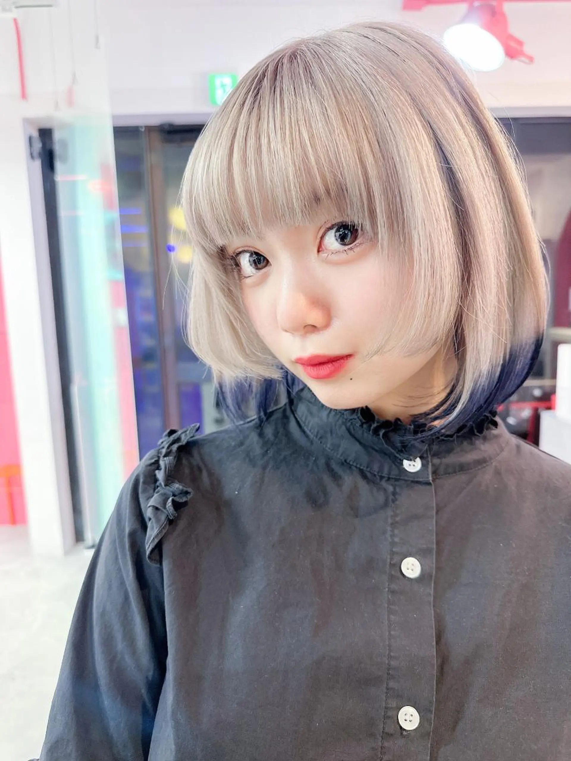 ミディアム ヘアカラー BOX mico.のヘアスタイル