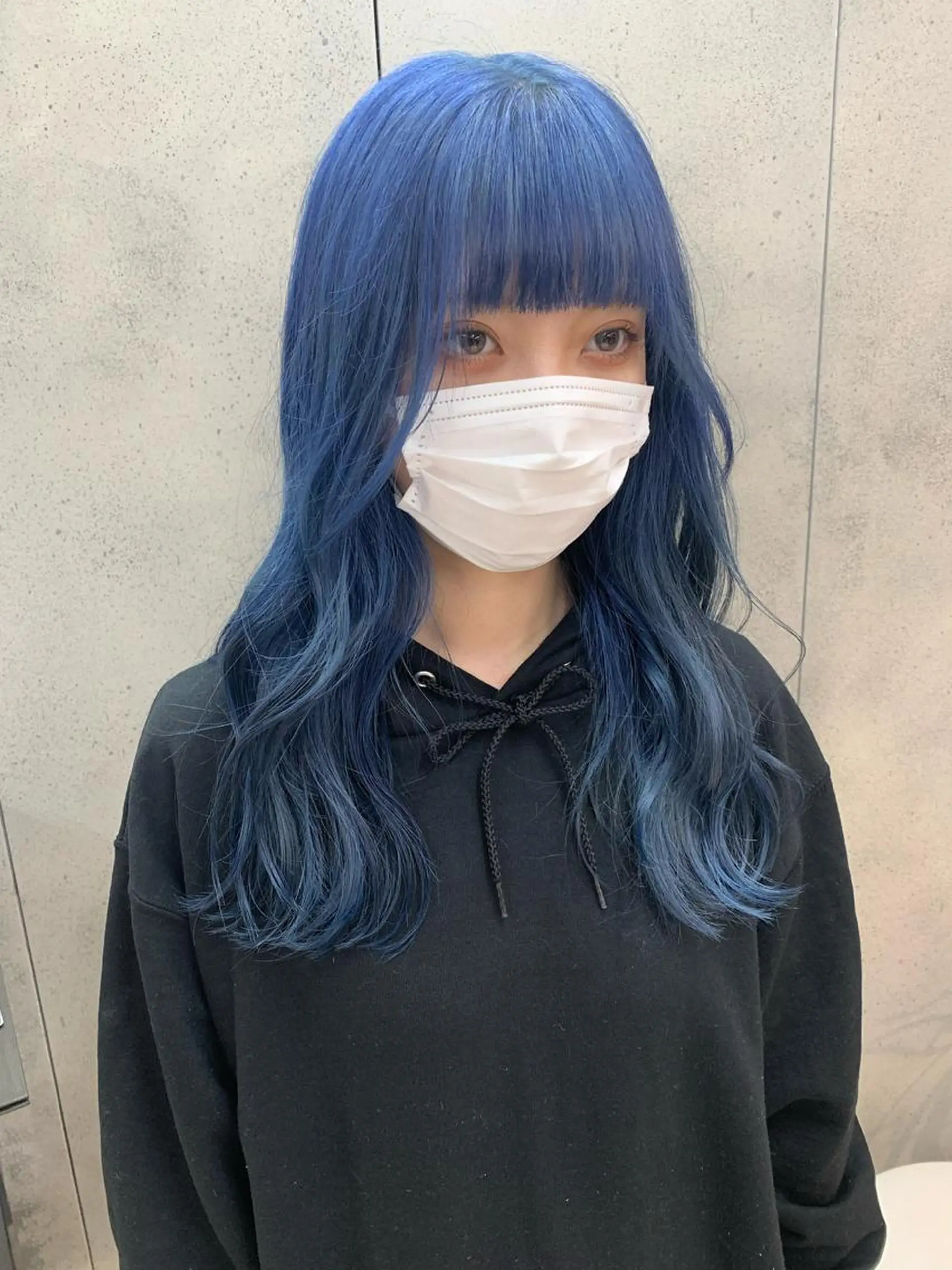 ロング カラー raika .のヘアスタイル