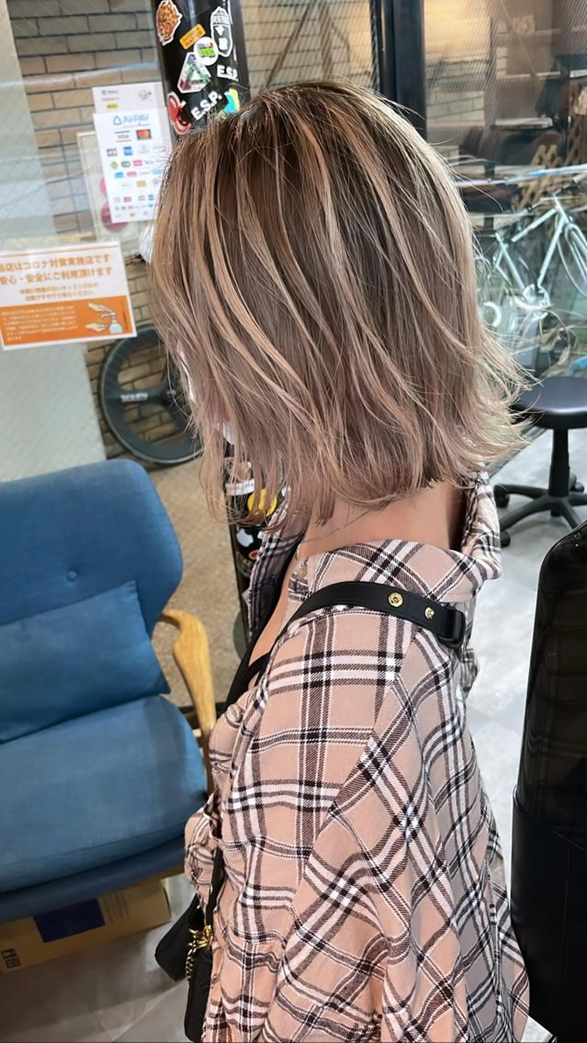 ショート カラー カット ヘアカラー トリートメント ヘアセット 難波ブリーチカラー 伊藤洋輝のヘアスタイル