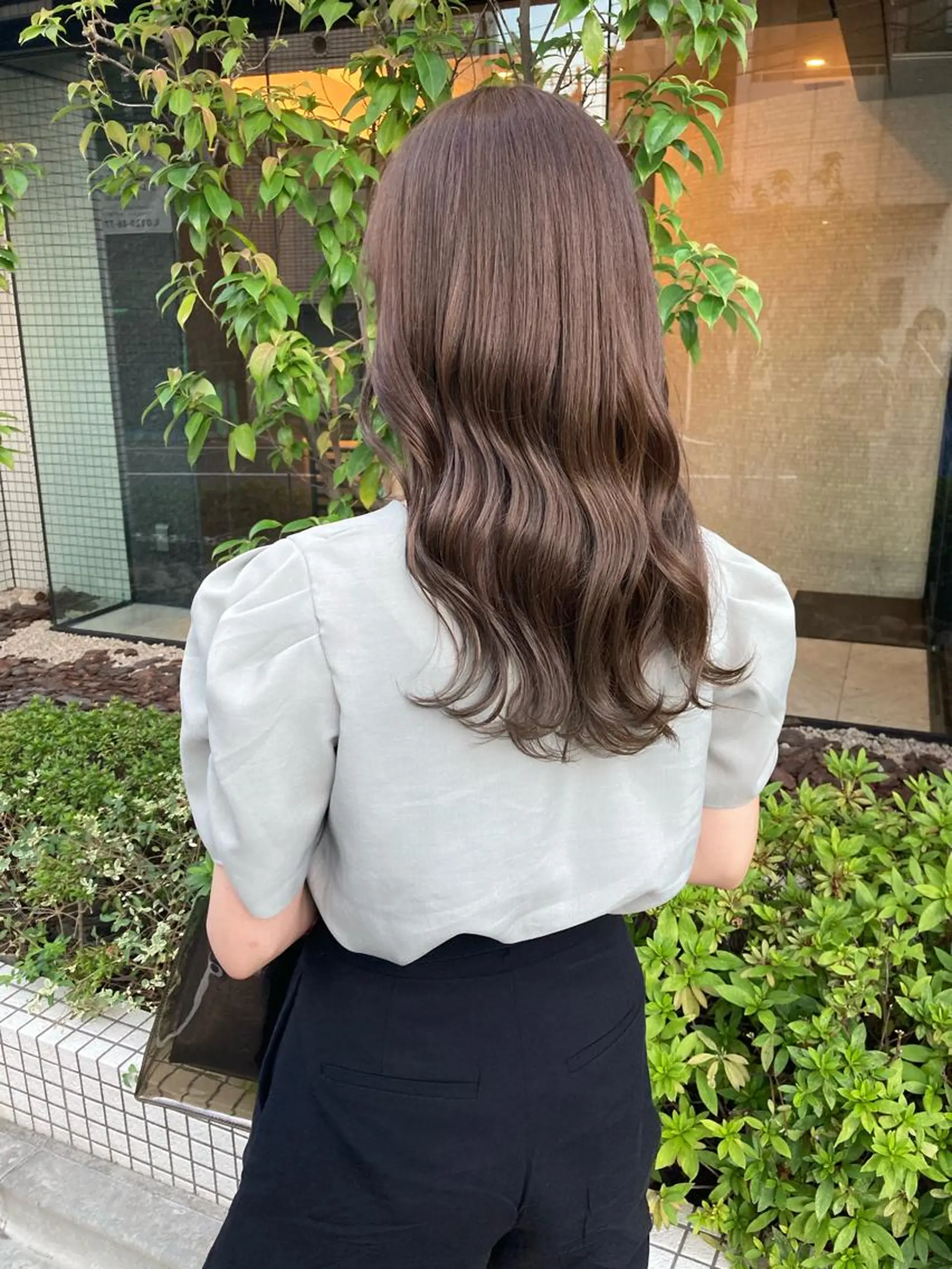 セミロング ヘアカラー トリートメント ✨色持ちの良い艶 カラー✨蟹江真世のヘアスタイル