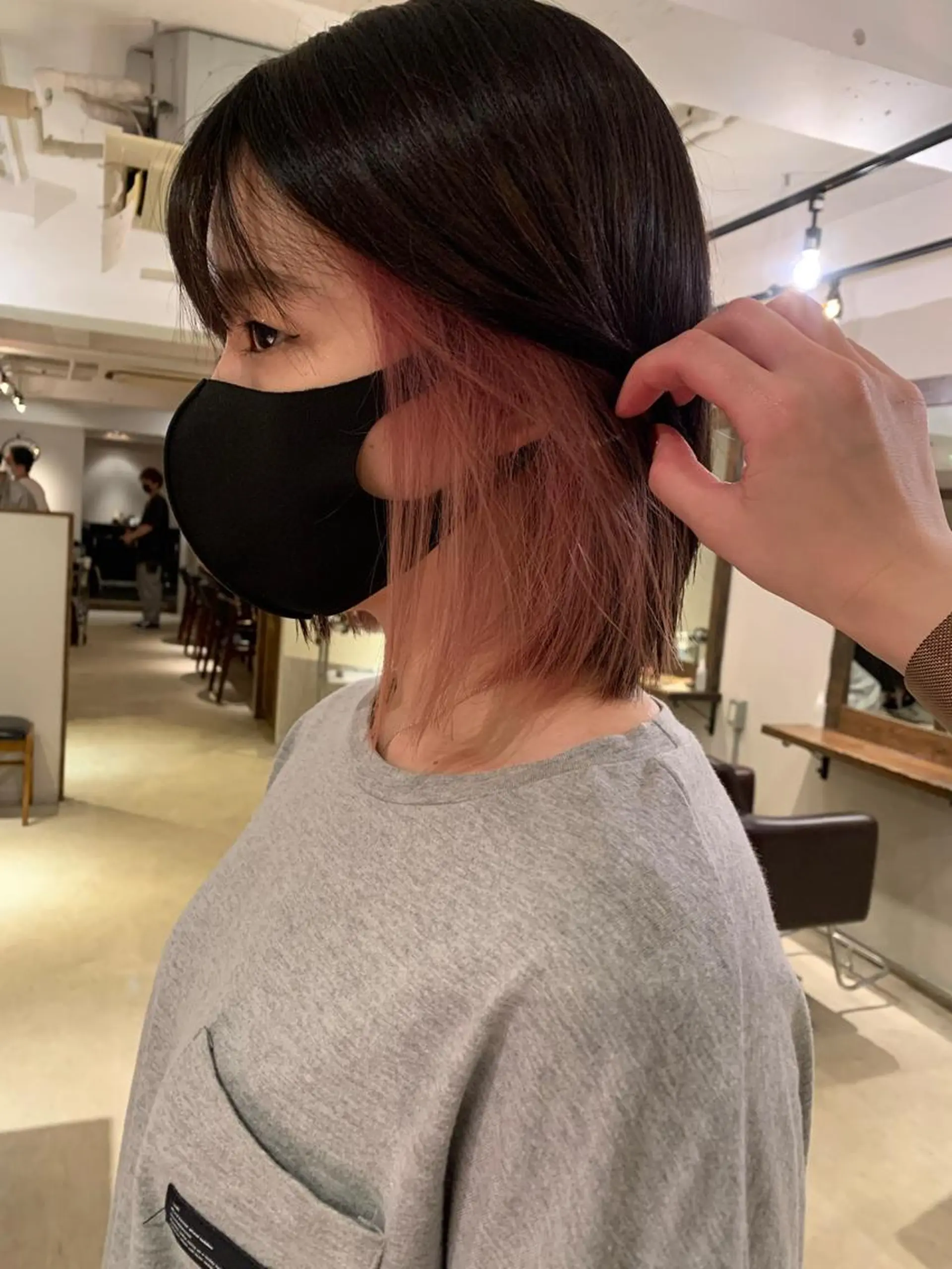 ショート カラー 透明感/オリーブ/ グレージュ/YUKAのヘアスタイル