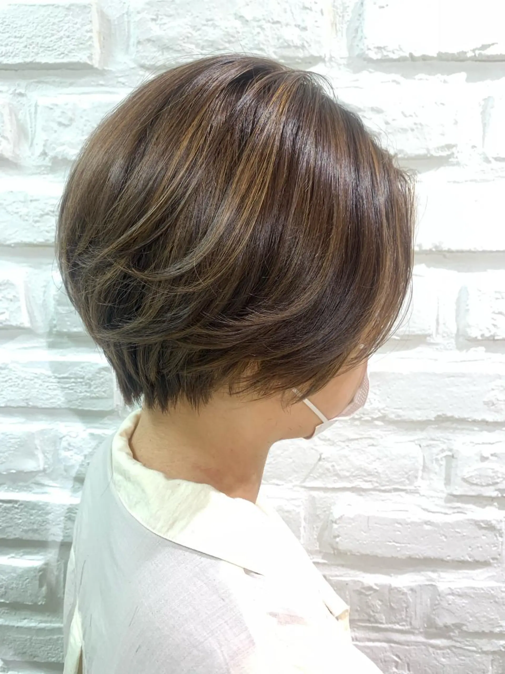 ショート カラー ブリーチ ハイライトカラー ハイライト ショートヘア カット ヘアカラー トリートメント 【予防美容特化】 kasumi🌷🌷のヘアスタイル