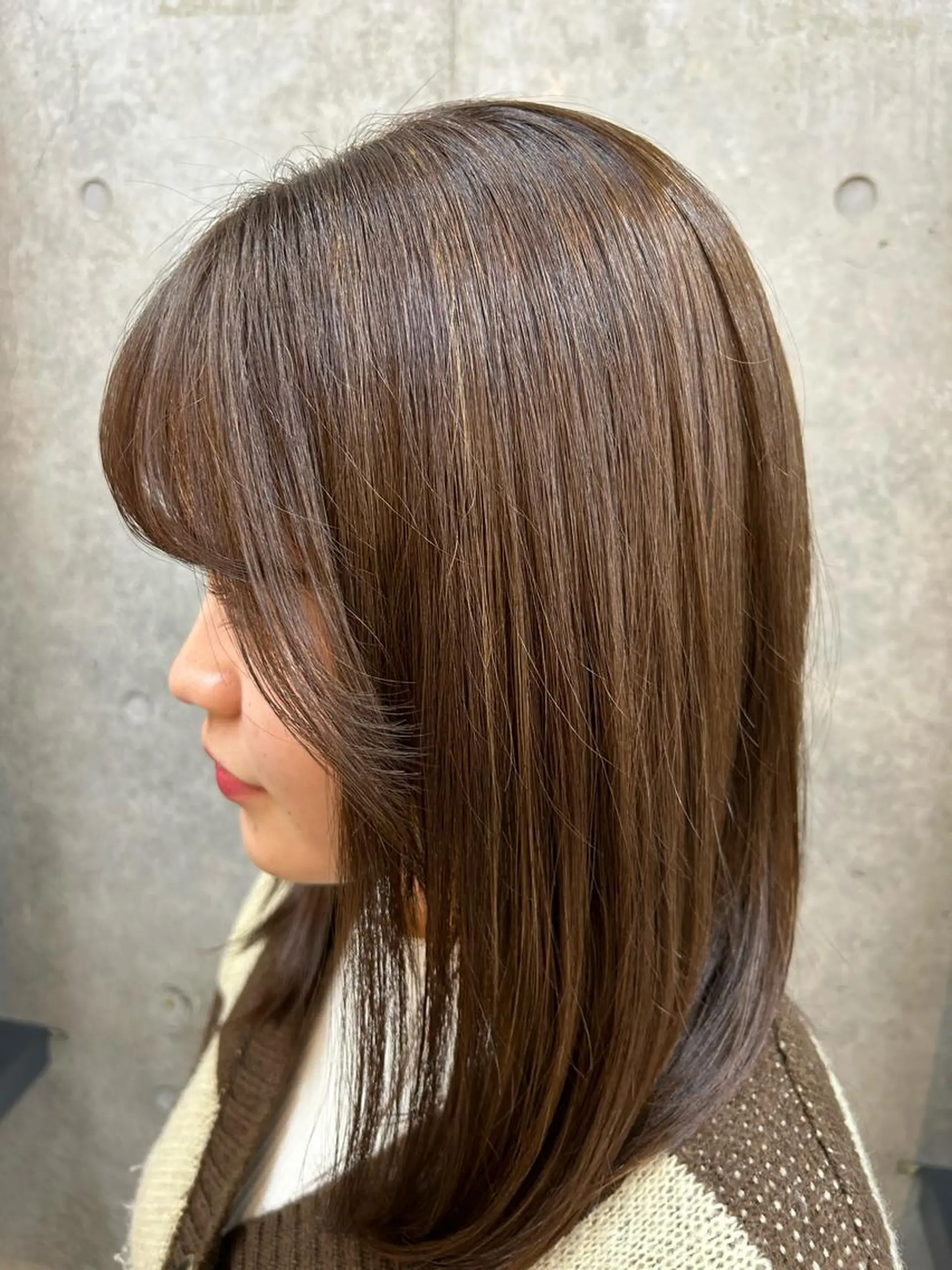 カラー ハイライトカラー すずき さくやのヘアスタイル