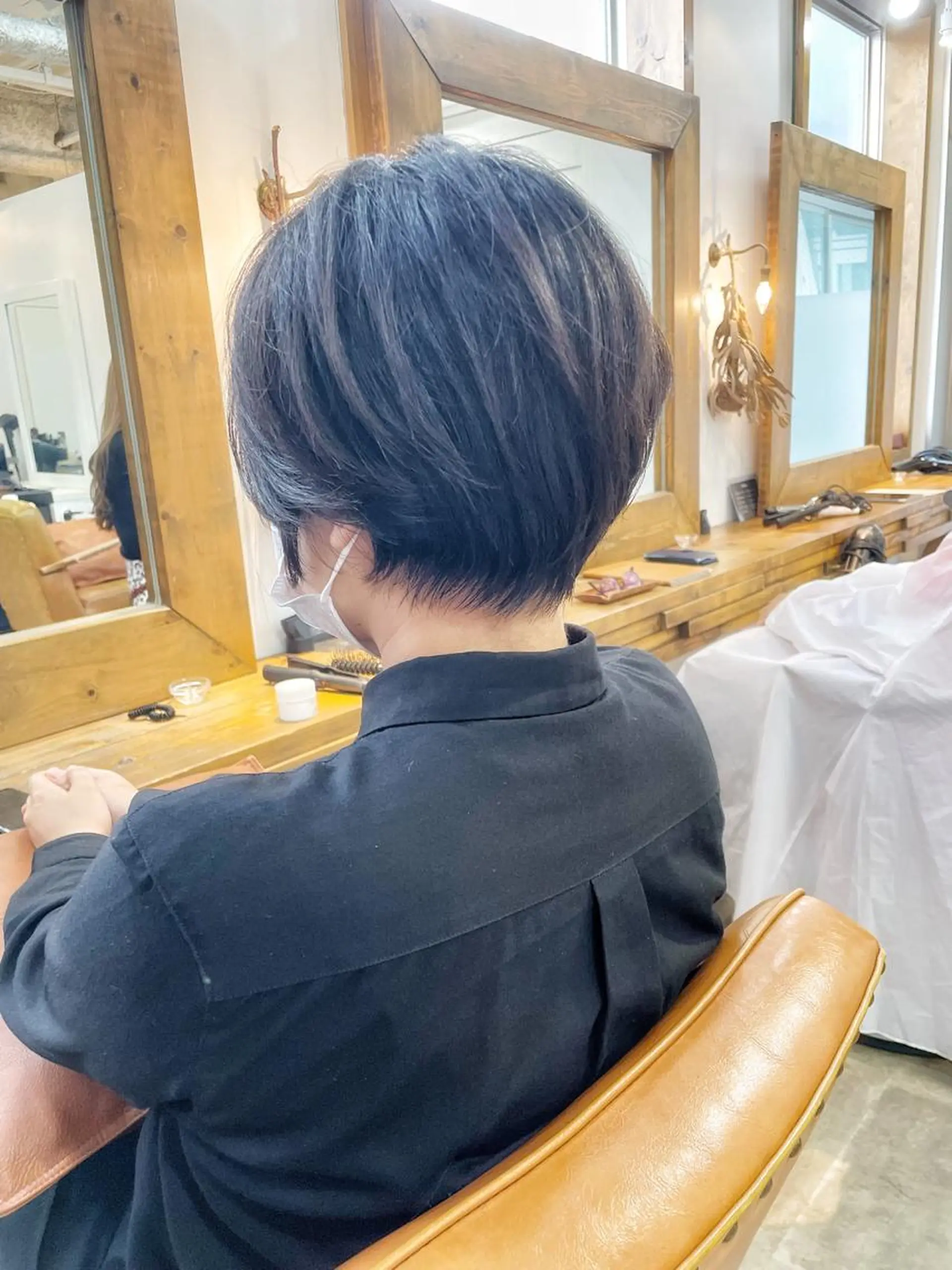 ショート カラー ショートボブ ショートレイヤー ボブ レイヤーカット ミセス newline銀座所属・🍀🍀🍀 金子涼🍀🍀🍀のヘアスタイル