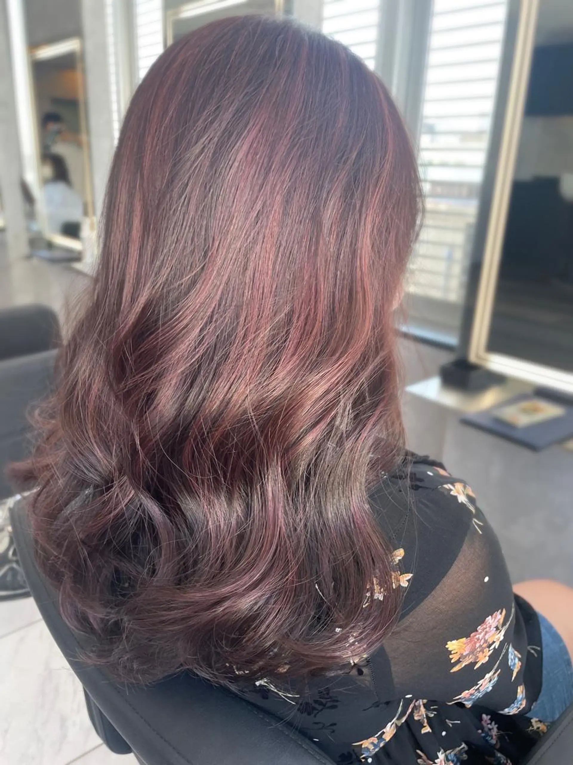 ロング カラー 前田 桃花のヘアスタイル